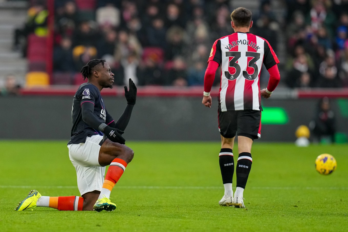ltfc_brentford_v_luton_02dec23_011.jpg