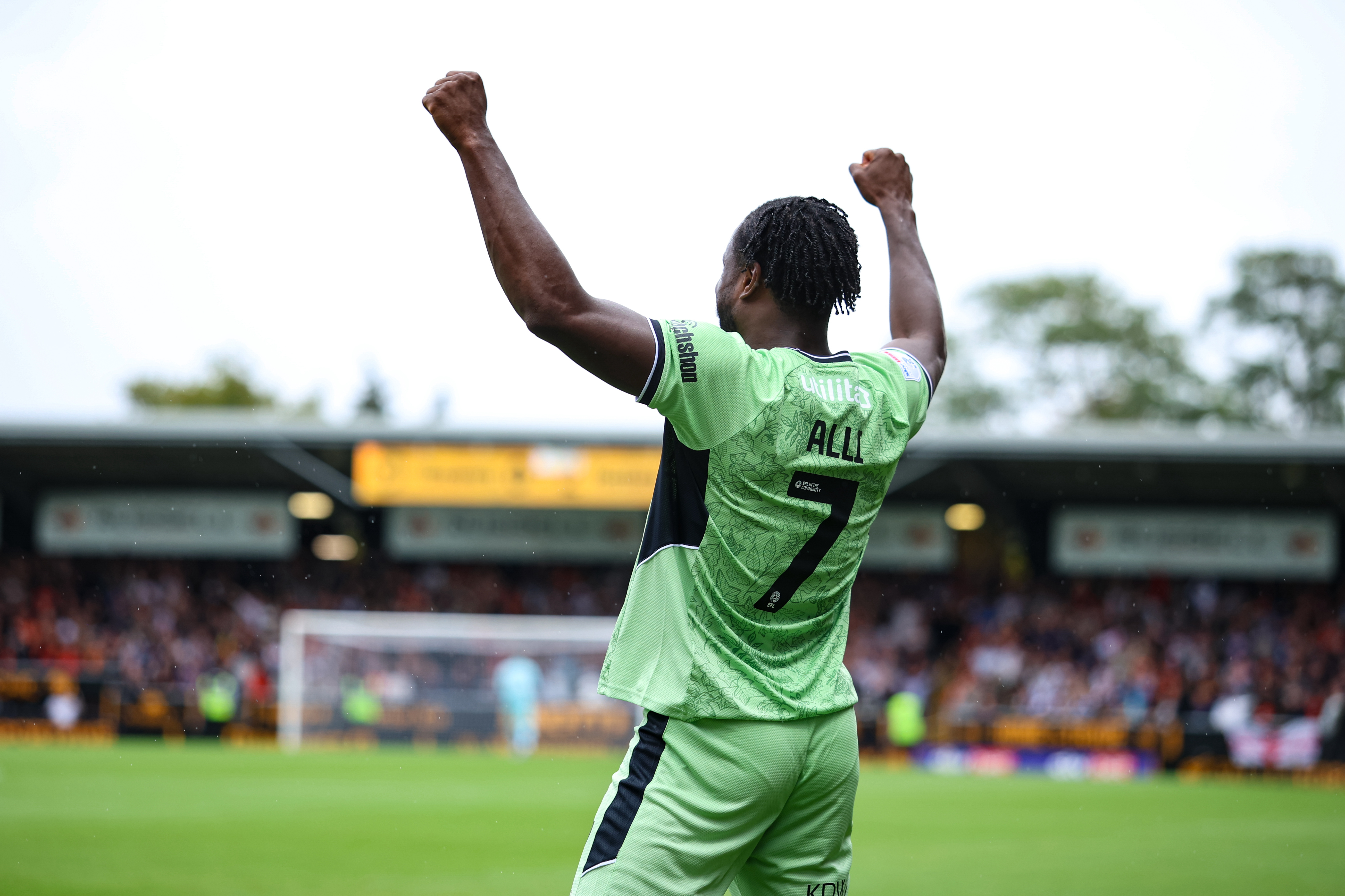 GD Burton v Luton 30AUG25 059 Image