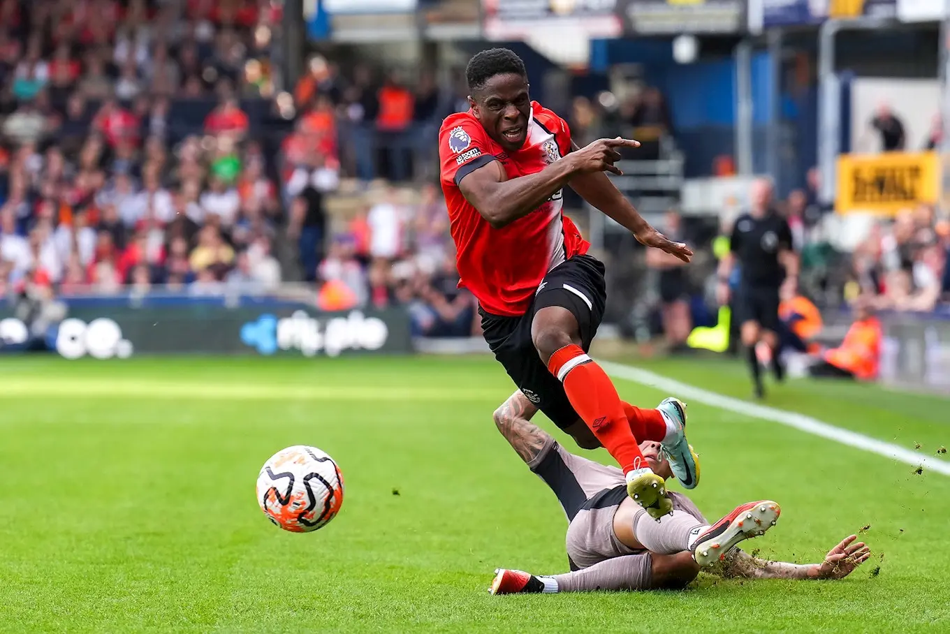 ltfc_luton_v_tottenham_07oct23_0029.jpg