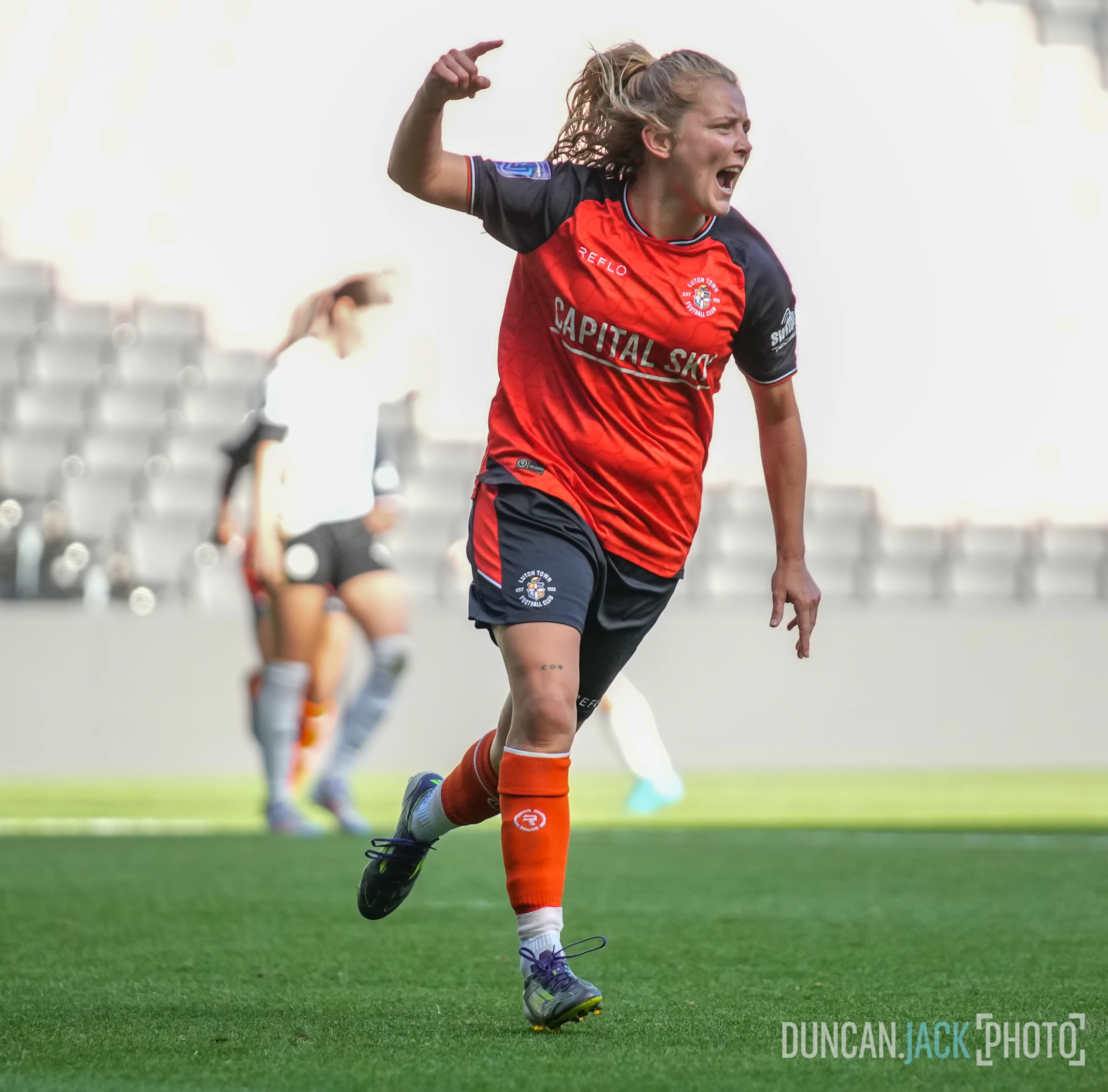 MK Dons ladies v LTLFC 21.9.25 00041 Image