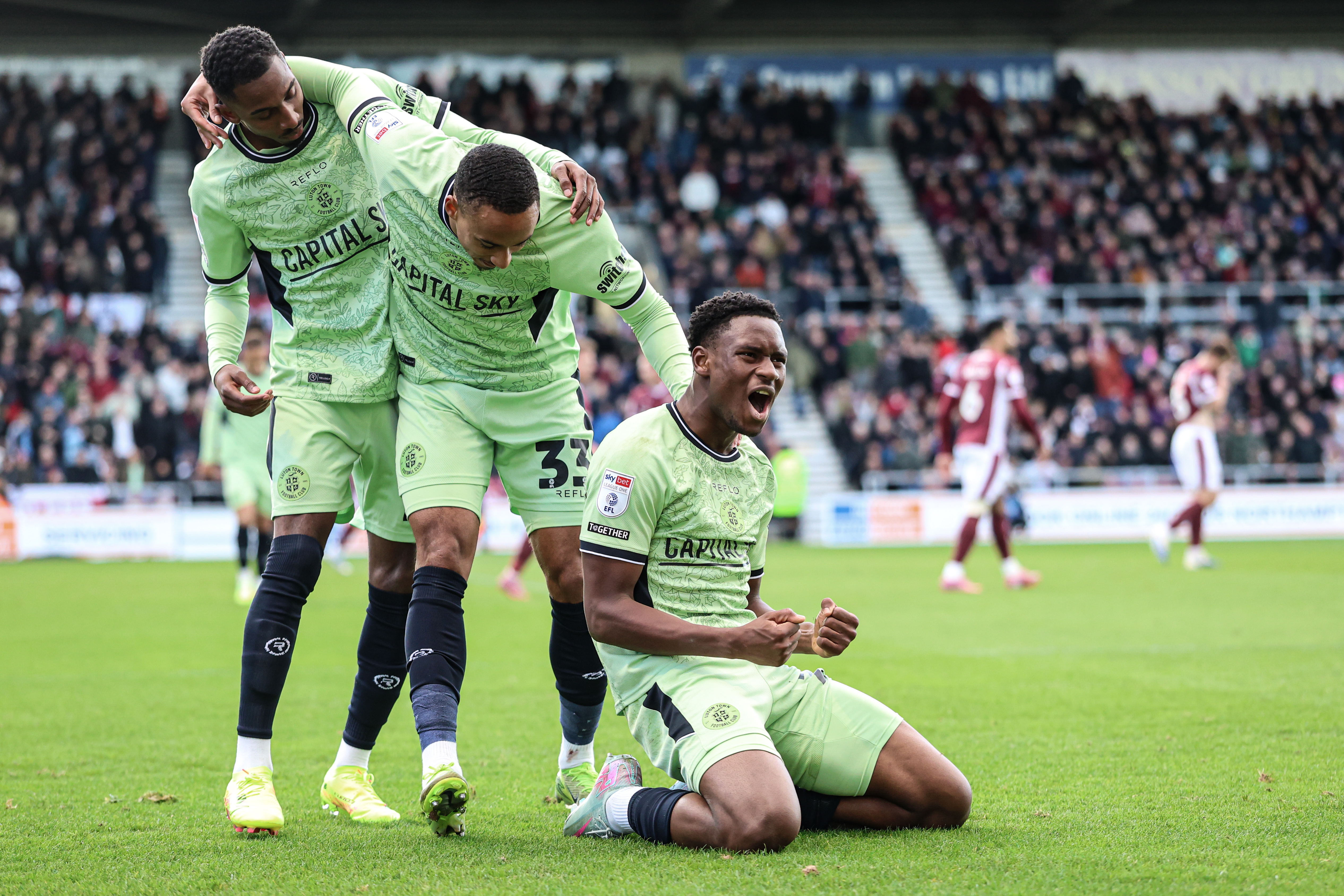 GD Northampton v Luton 25OCT25 013 Image