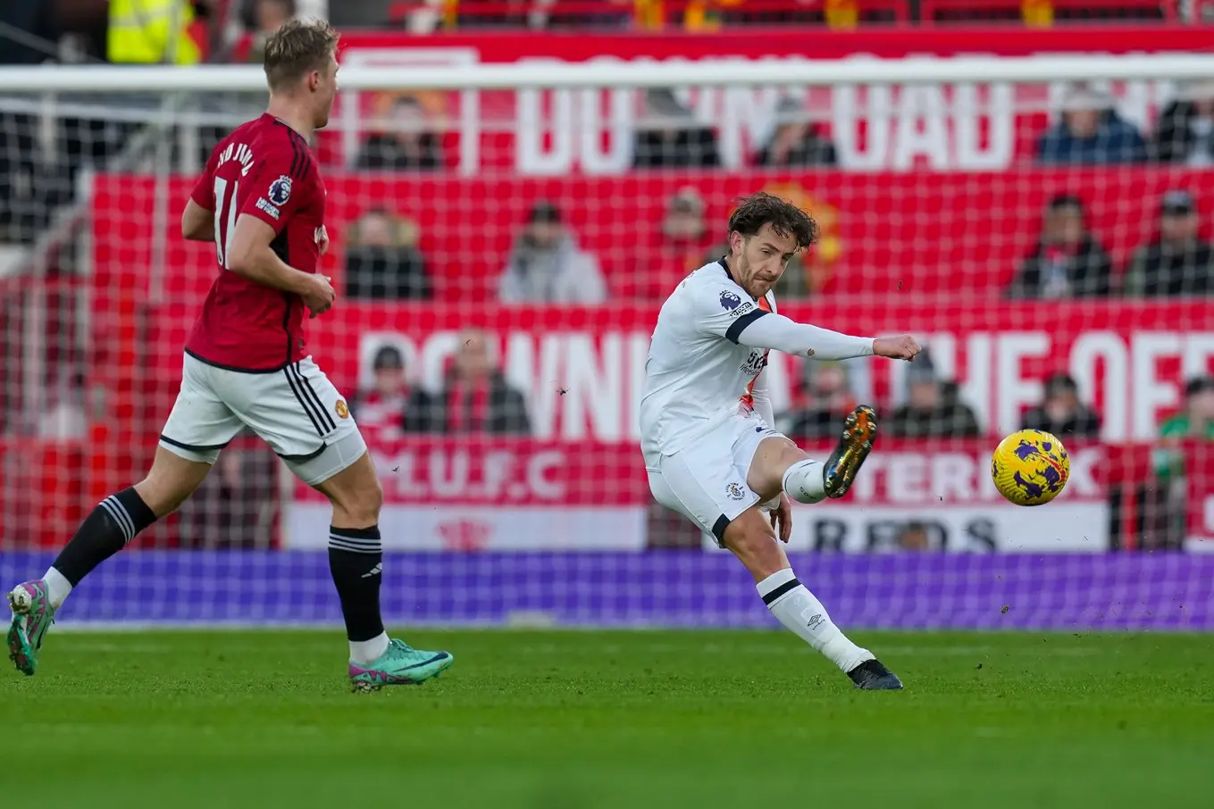 ltfc_manchester_utd_v_luton_11nov23_0020.jpg