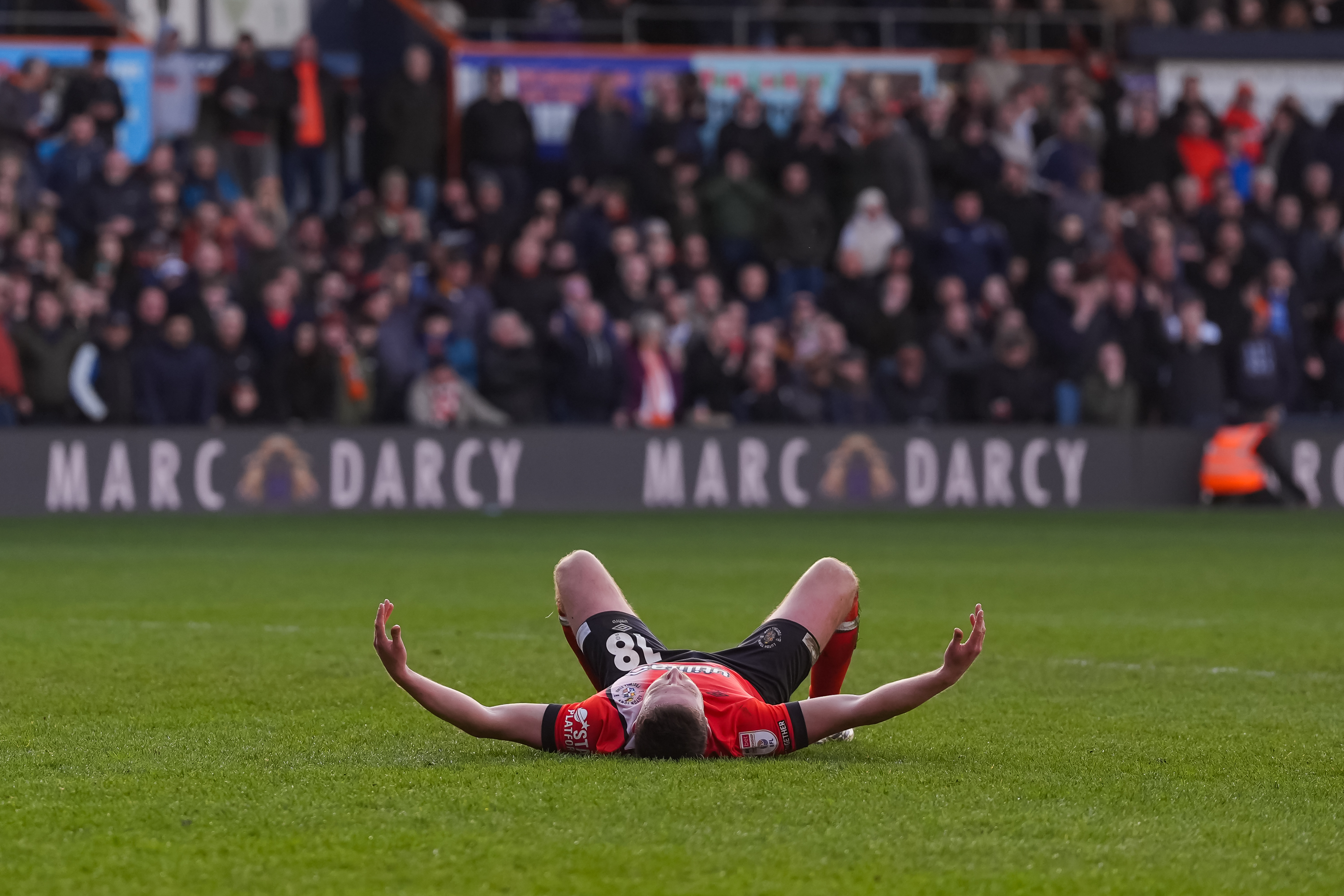 PMI Luton v Portsmouth 01MAR25 0046 Image
