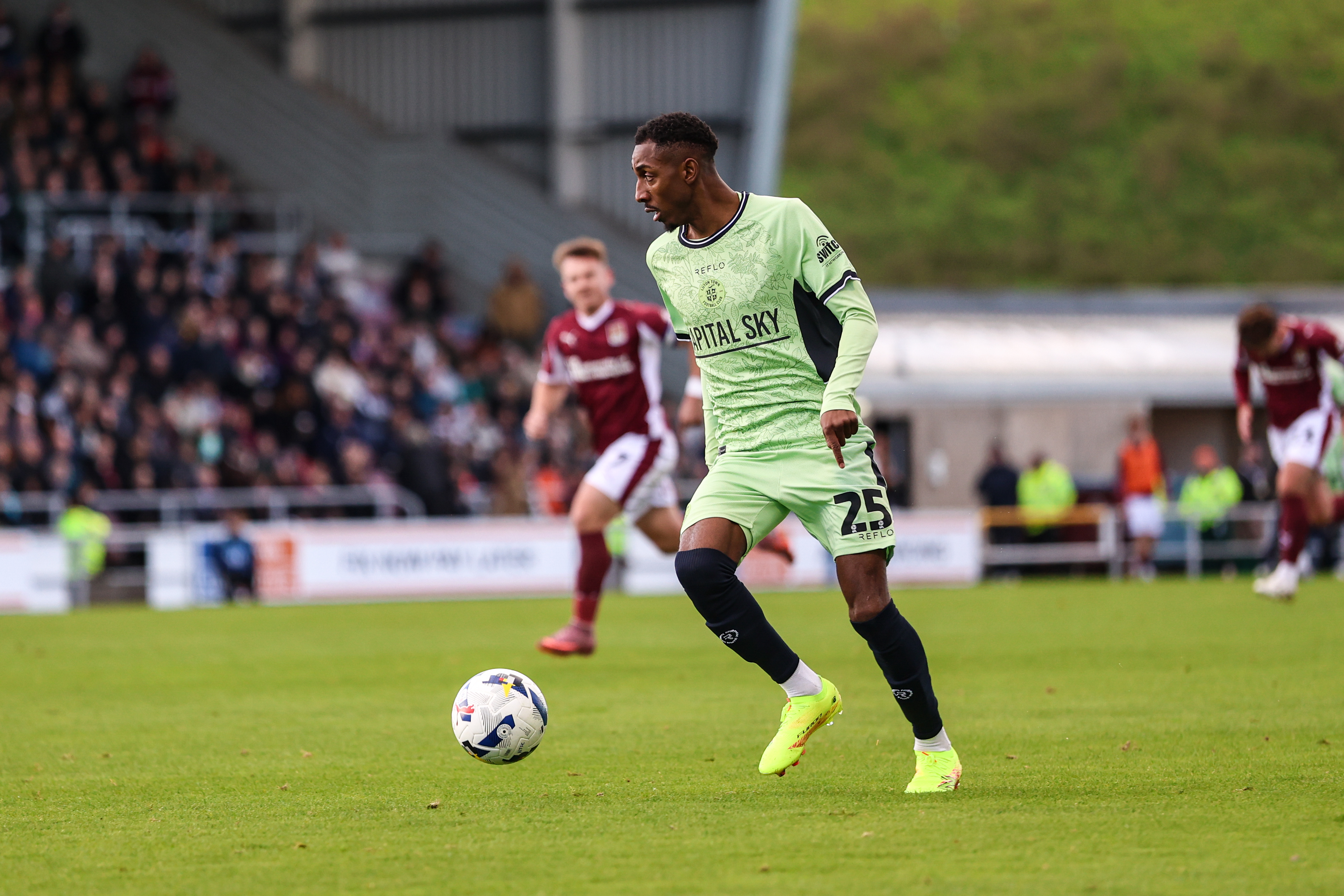 GD Northampton v Luton 25OCT25 009 Image