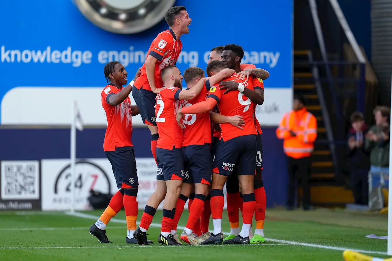 pmi_luton_v_qpr_15oct22_adebayo_goal_0669.jpg