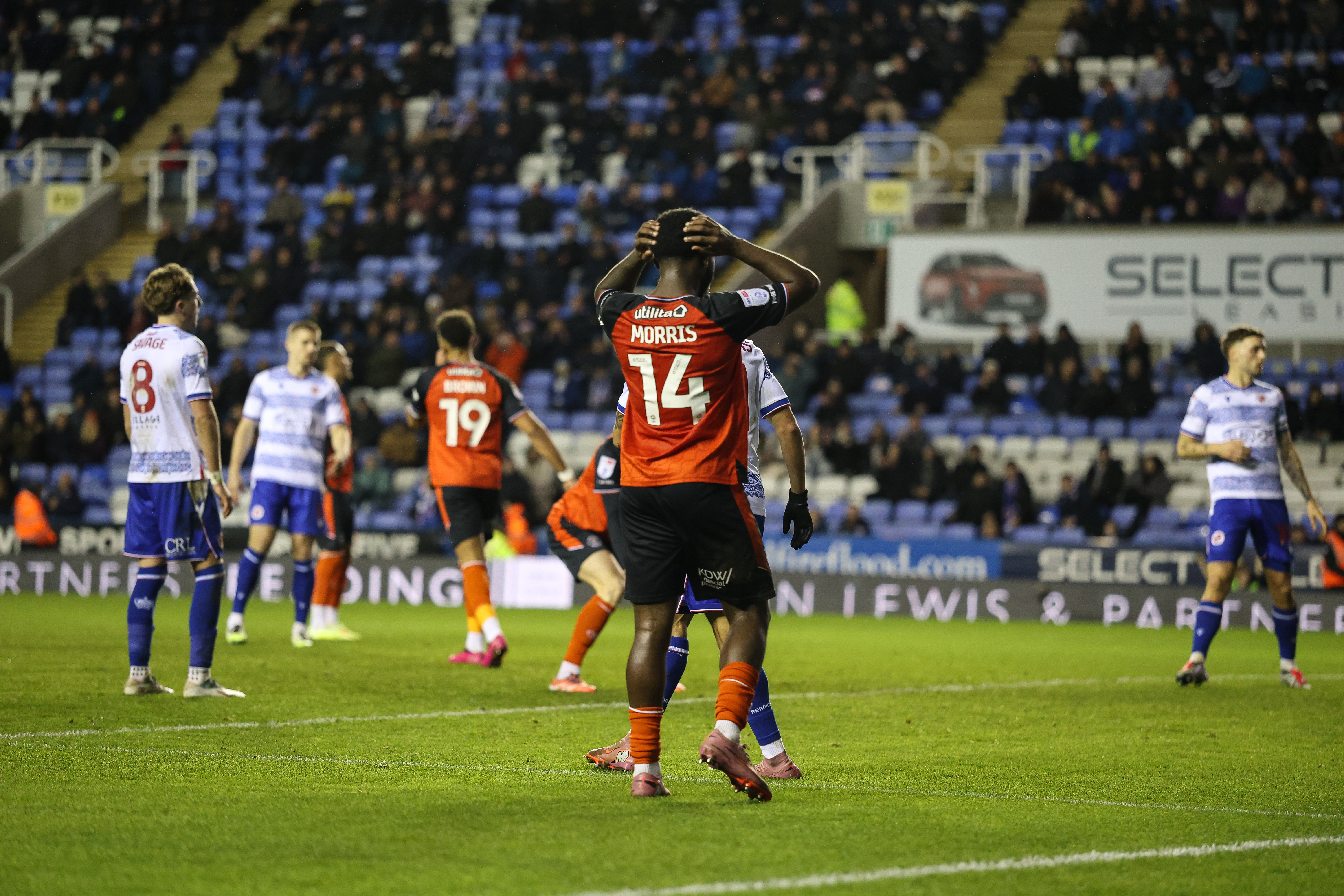 GD Reading v Luton 18DEC25 020 Image