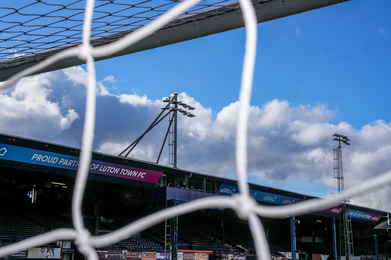 ltfc_luton_v_aston_villa_02mar24_21.jpg