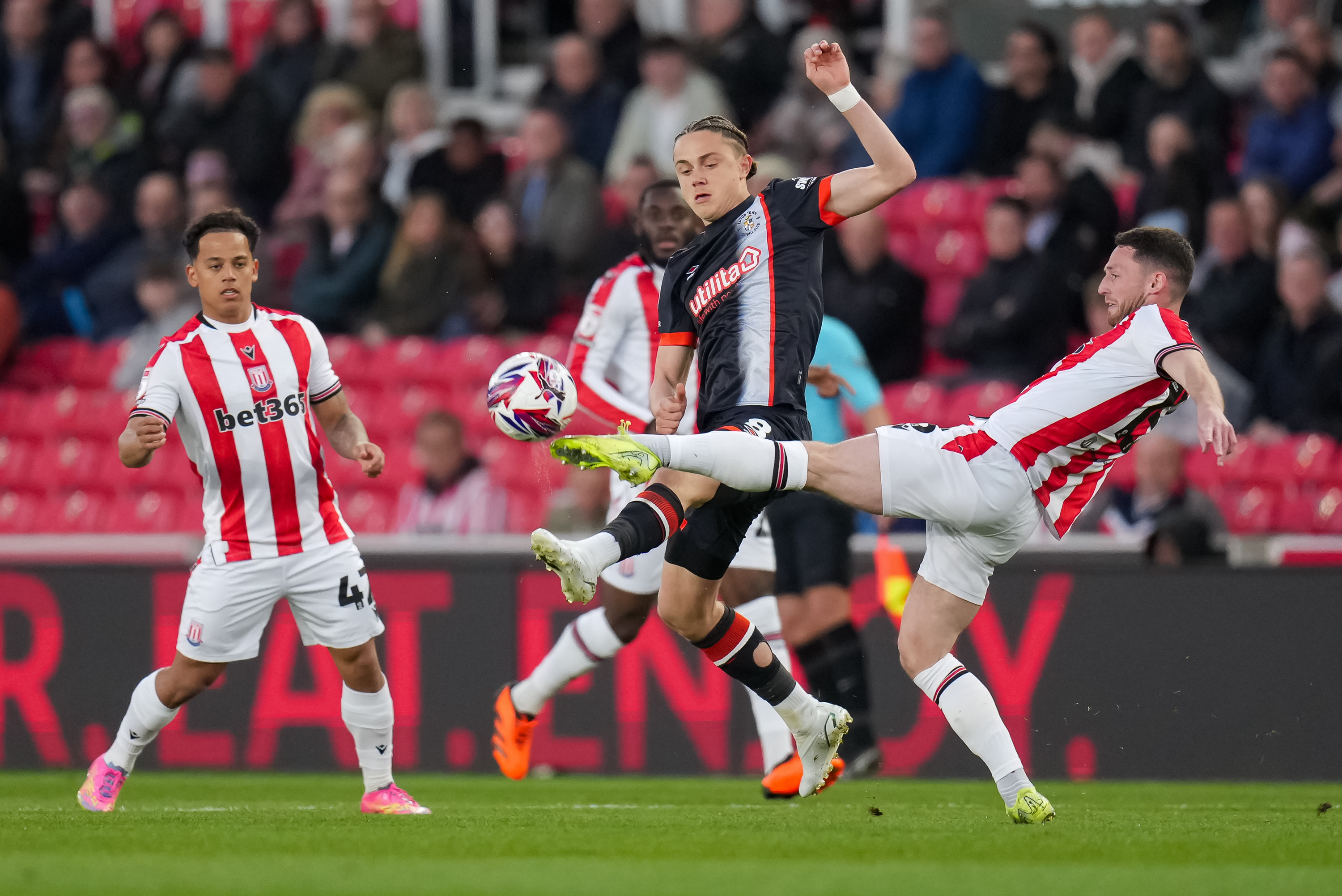 PMI Stoke v Luton 08APR25 0009 Image