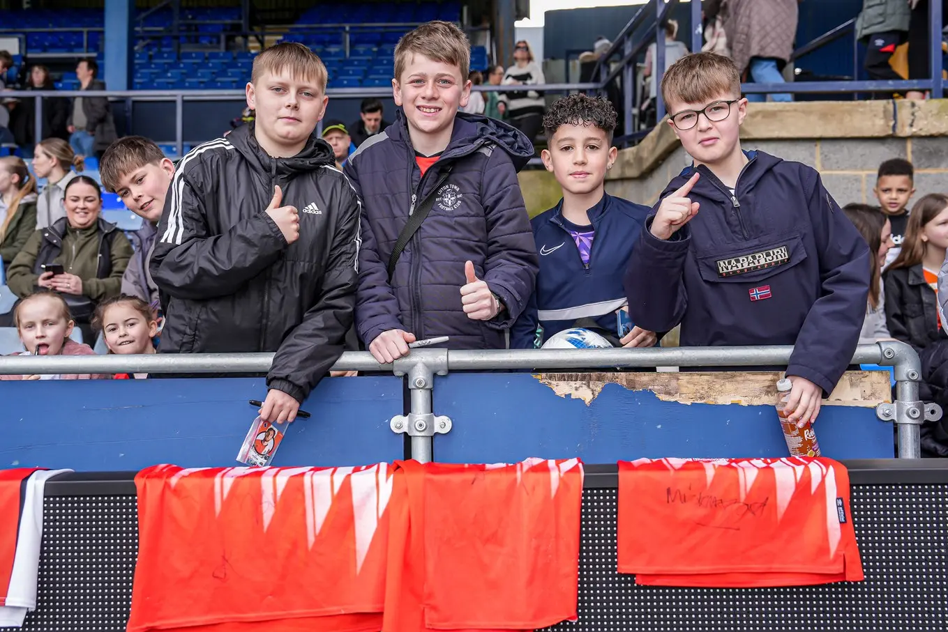 ltfc_luton_open_training_08apr24_083.jpg