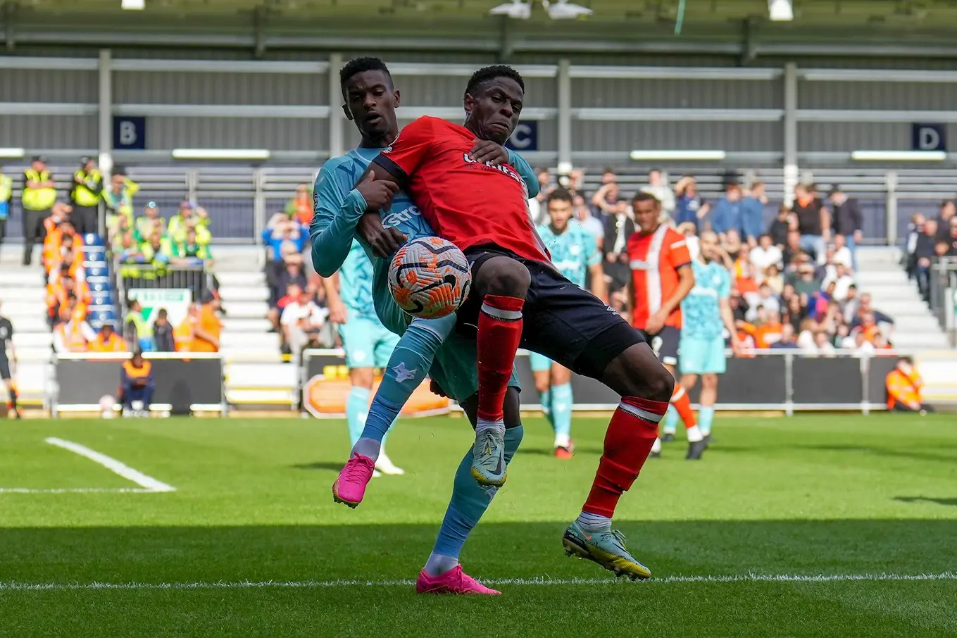 ltfc_luton_v_wolves_23sep23_0026.jpg