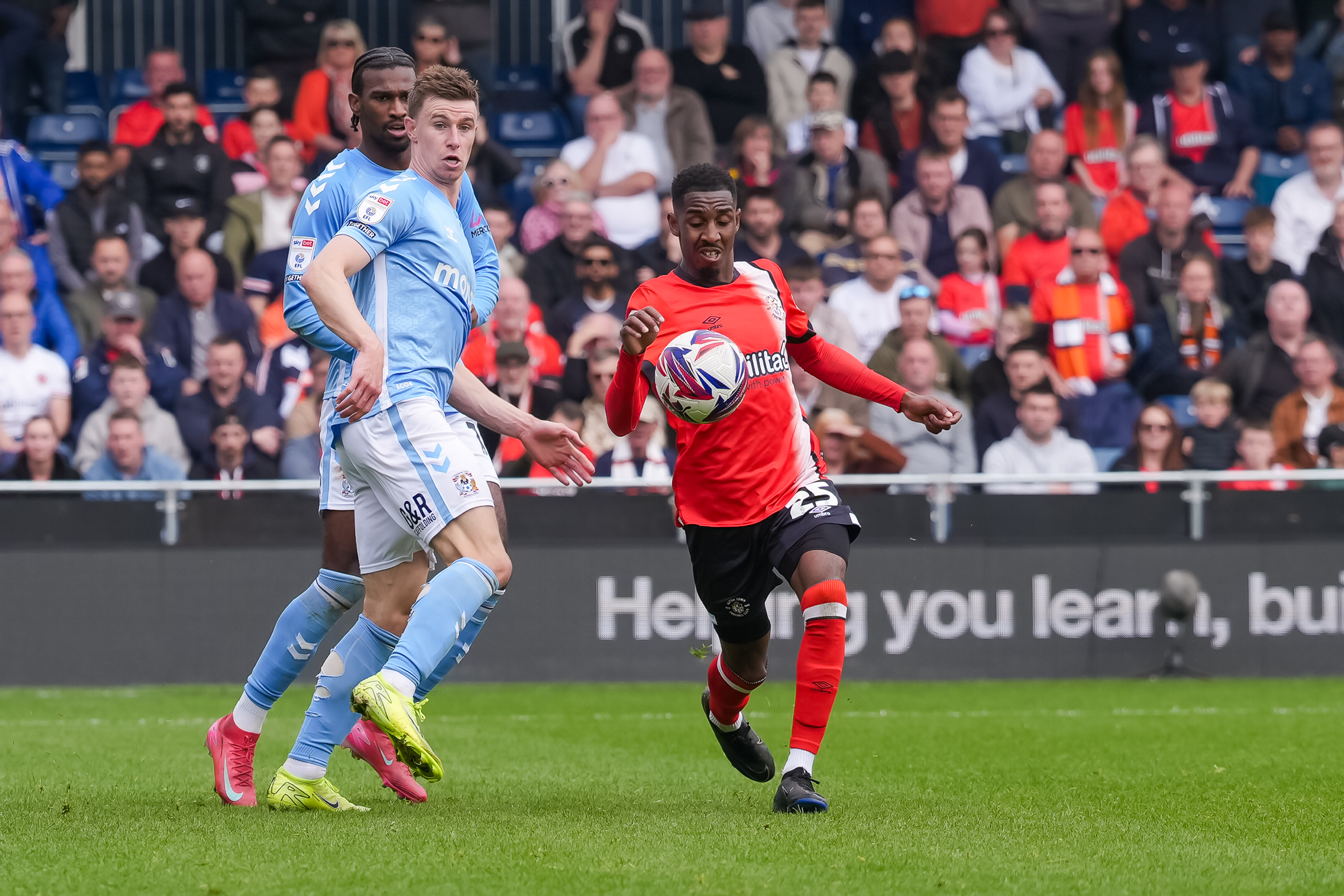 PMI Luton v Coventry 26APR25 0051 Image