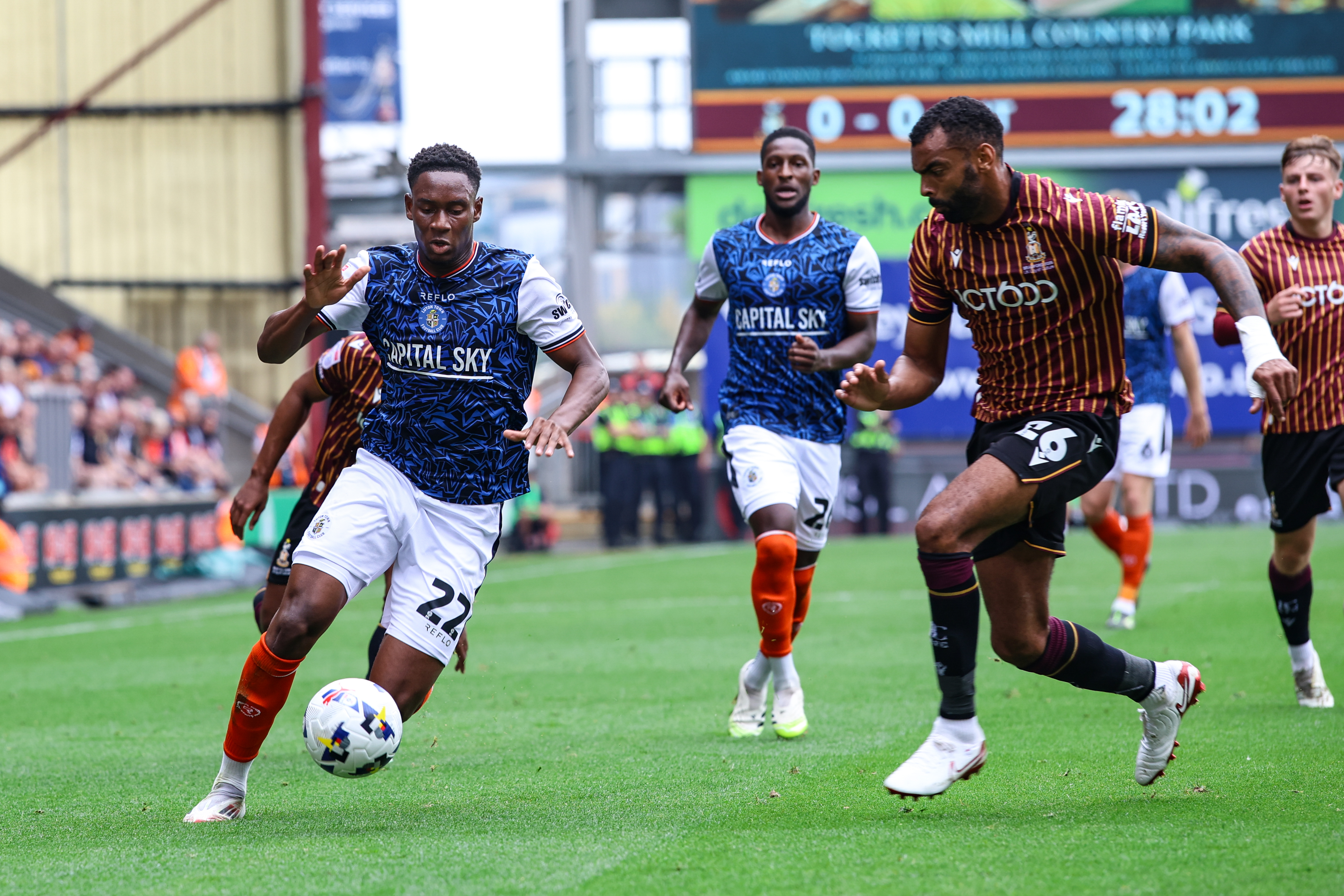 GD Bradford v Luton 16AUG25 009 Image