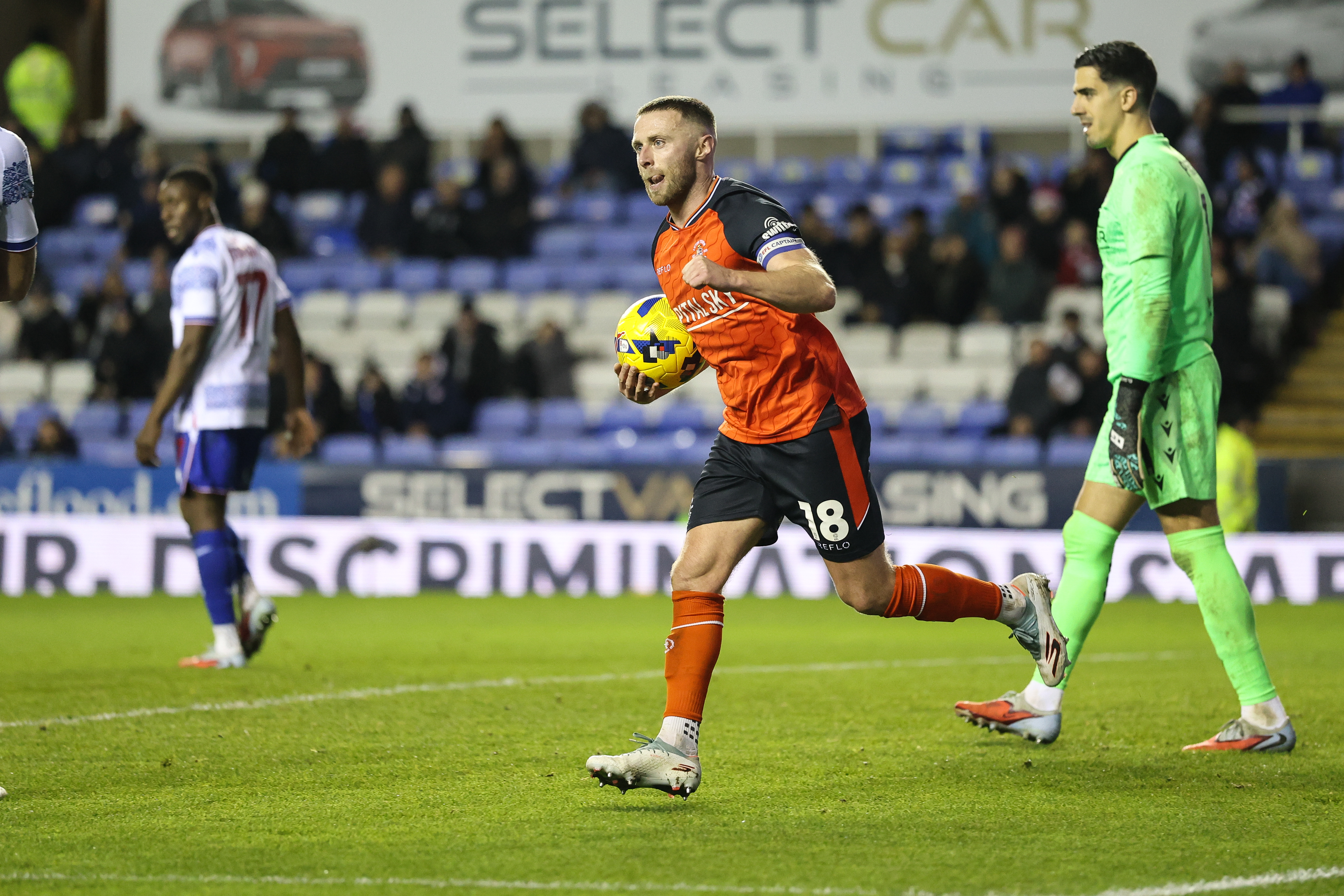 GD Reading v Luton 18DEC25 017 Image
