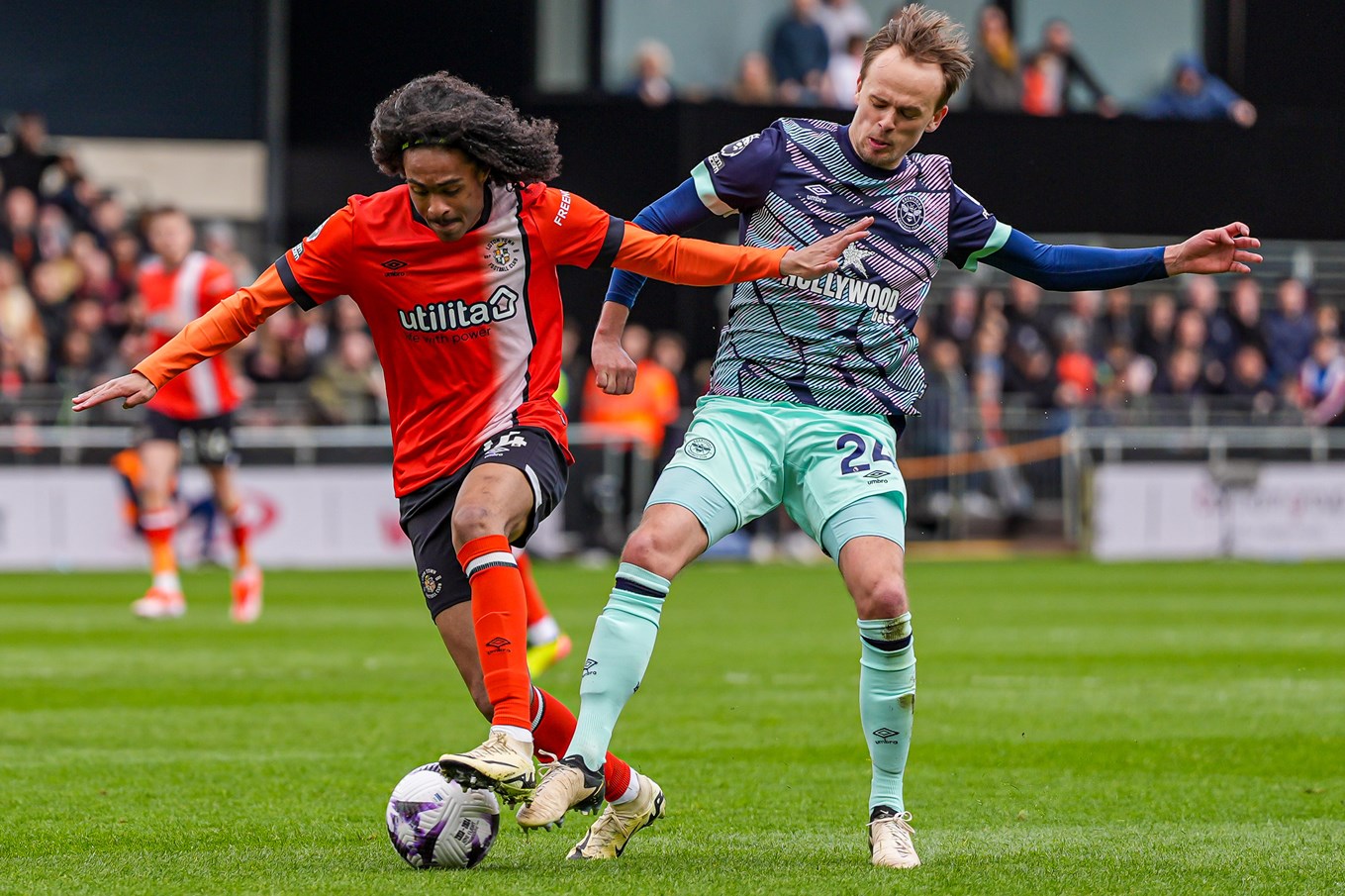 ltfc_luton_v_brentford_20apr24_019.jpg