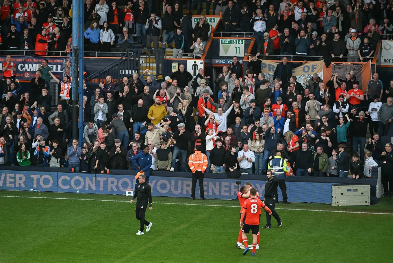 luton-town-v-bournemouth-107.jpg