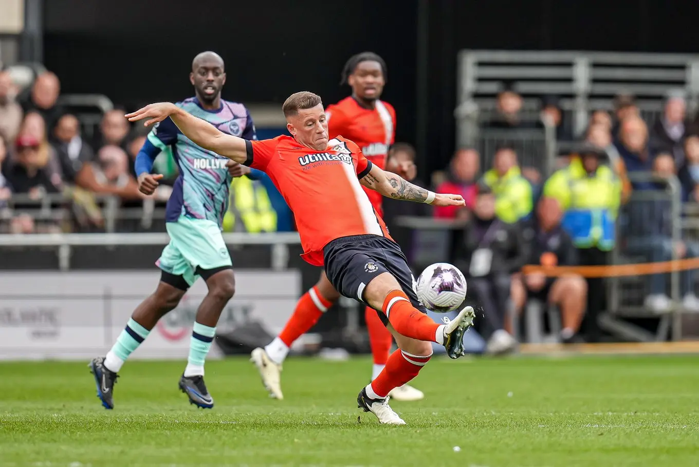 ltfc_luton_v_brentford_20apr24_023.jpg