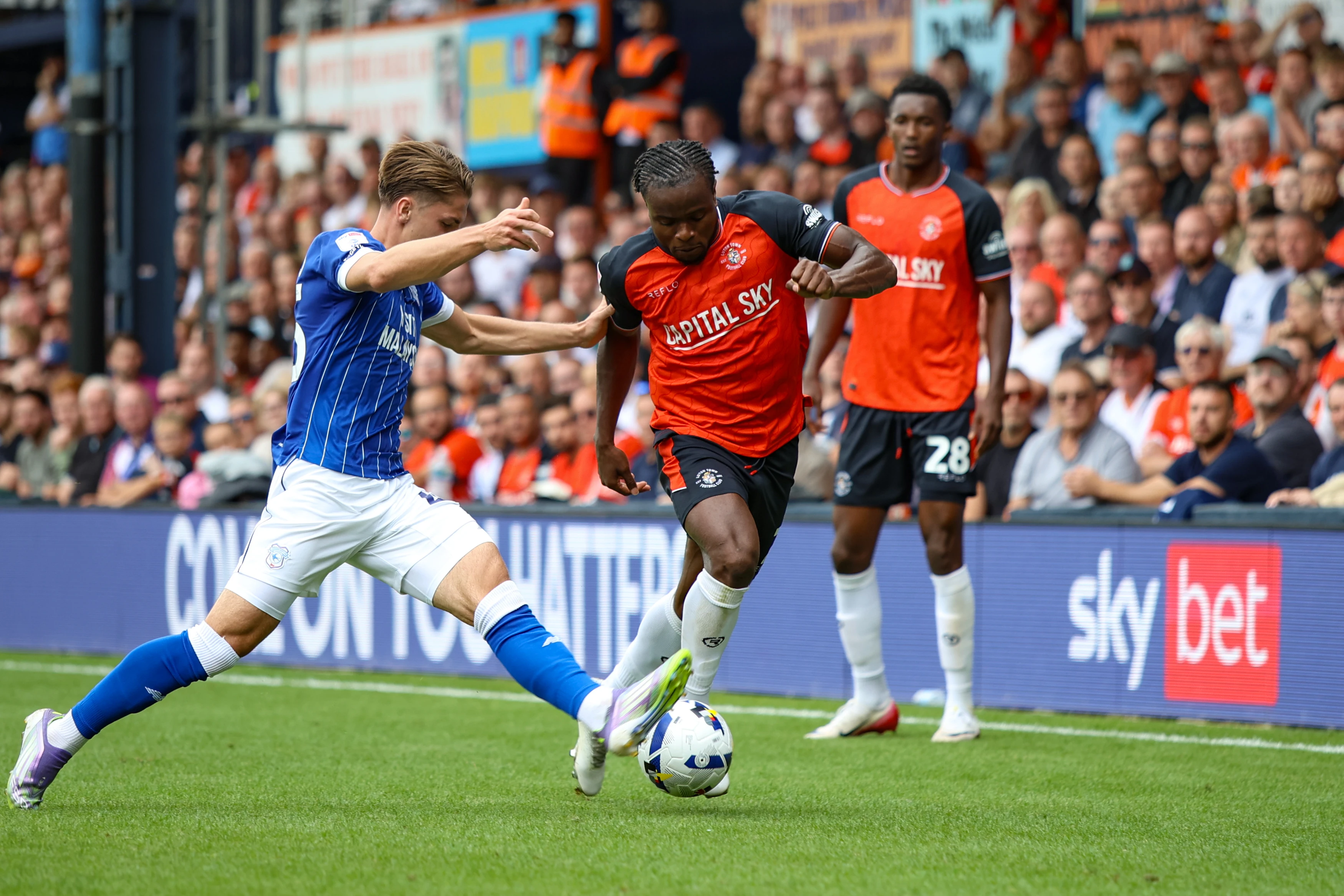 GD Luton v Cardiff 23AUG25 032 Image