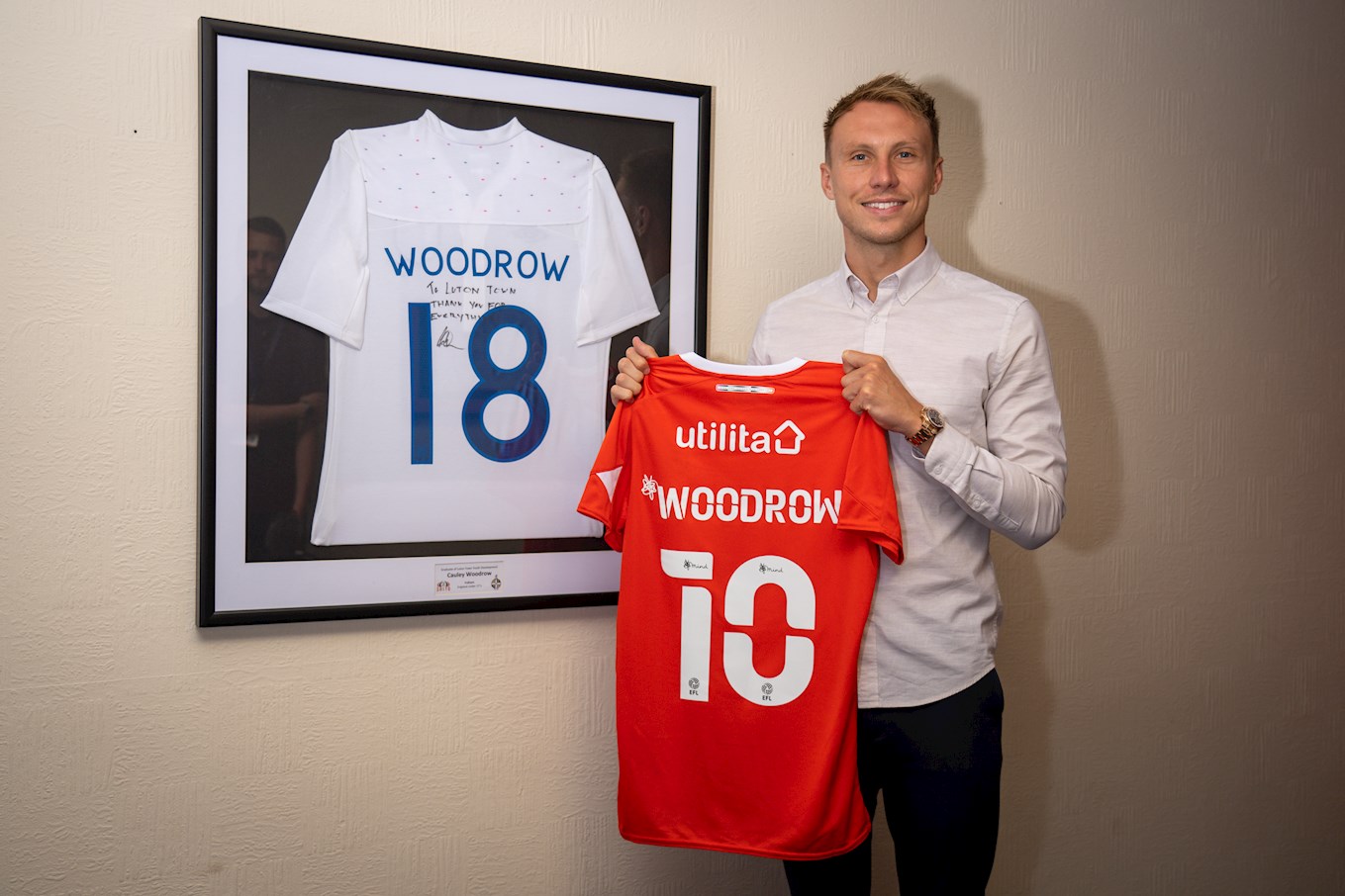 pmi_luton_town_sign_cauley_woodrow_210622_0025.jpg