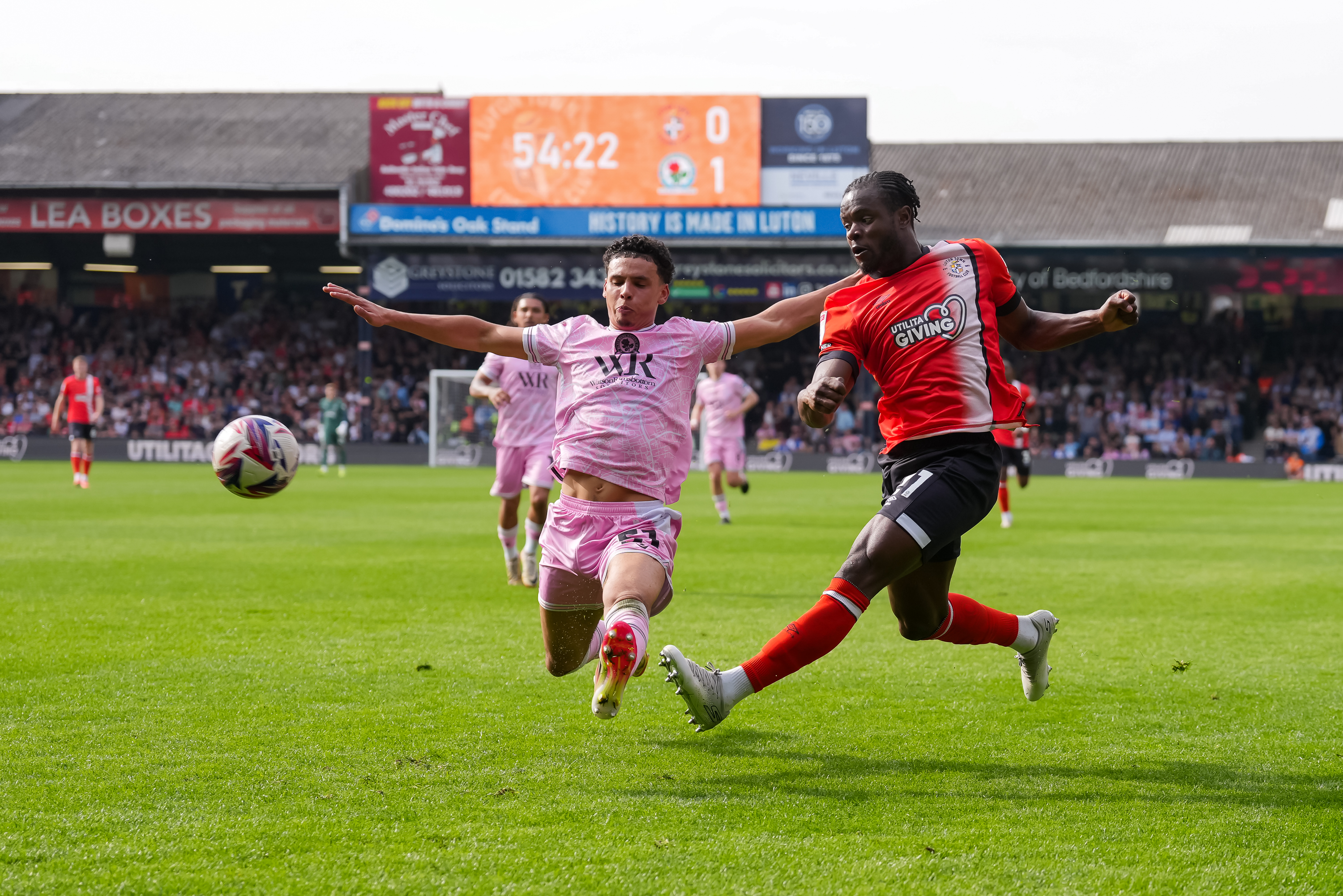 PMI Luton v Blackburn 12APR25 0058 Image