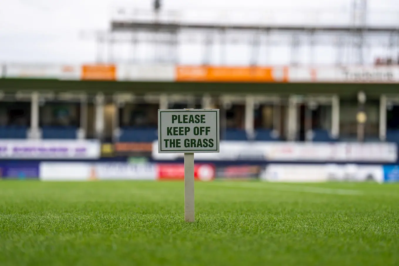 pmi_luton_v_sheffield_utd_26aug22_kenilworth-road-gv---0003.jpg