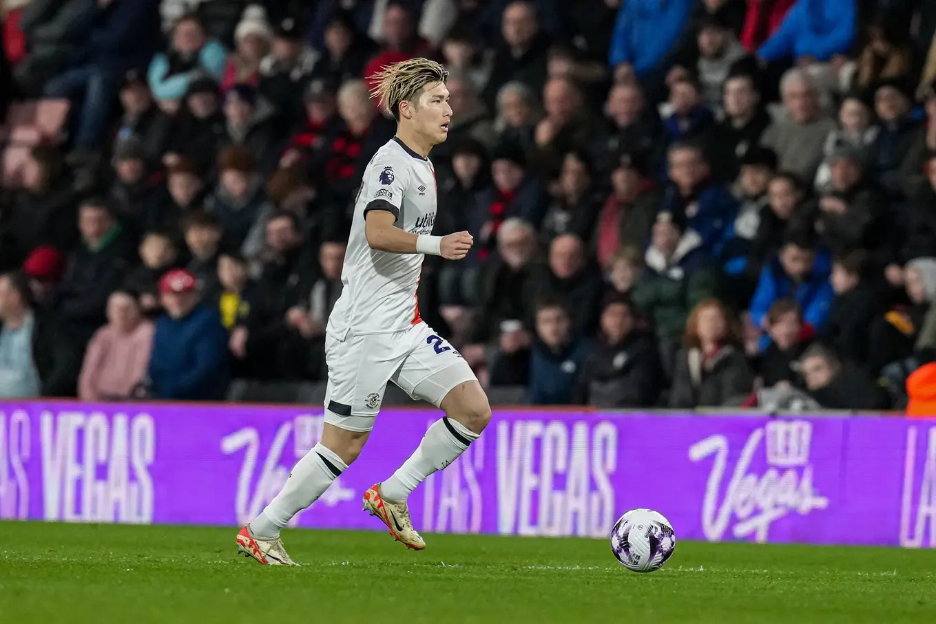 ltfc_bournemouth_v_luton_13mar24_0032.jpg