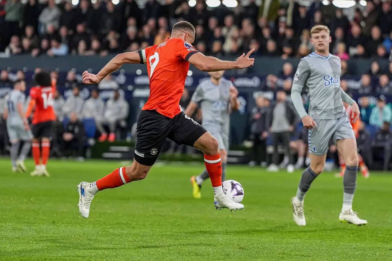 ltfc_luton_v_everton_03may24_026.jpg