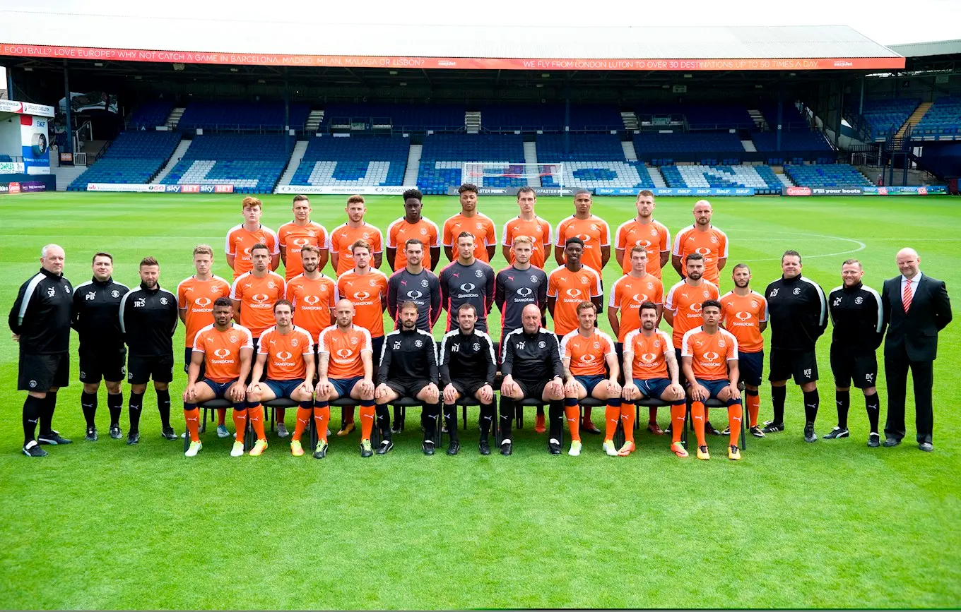 centre_team212.jpg
