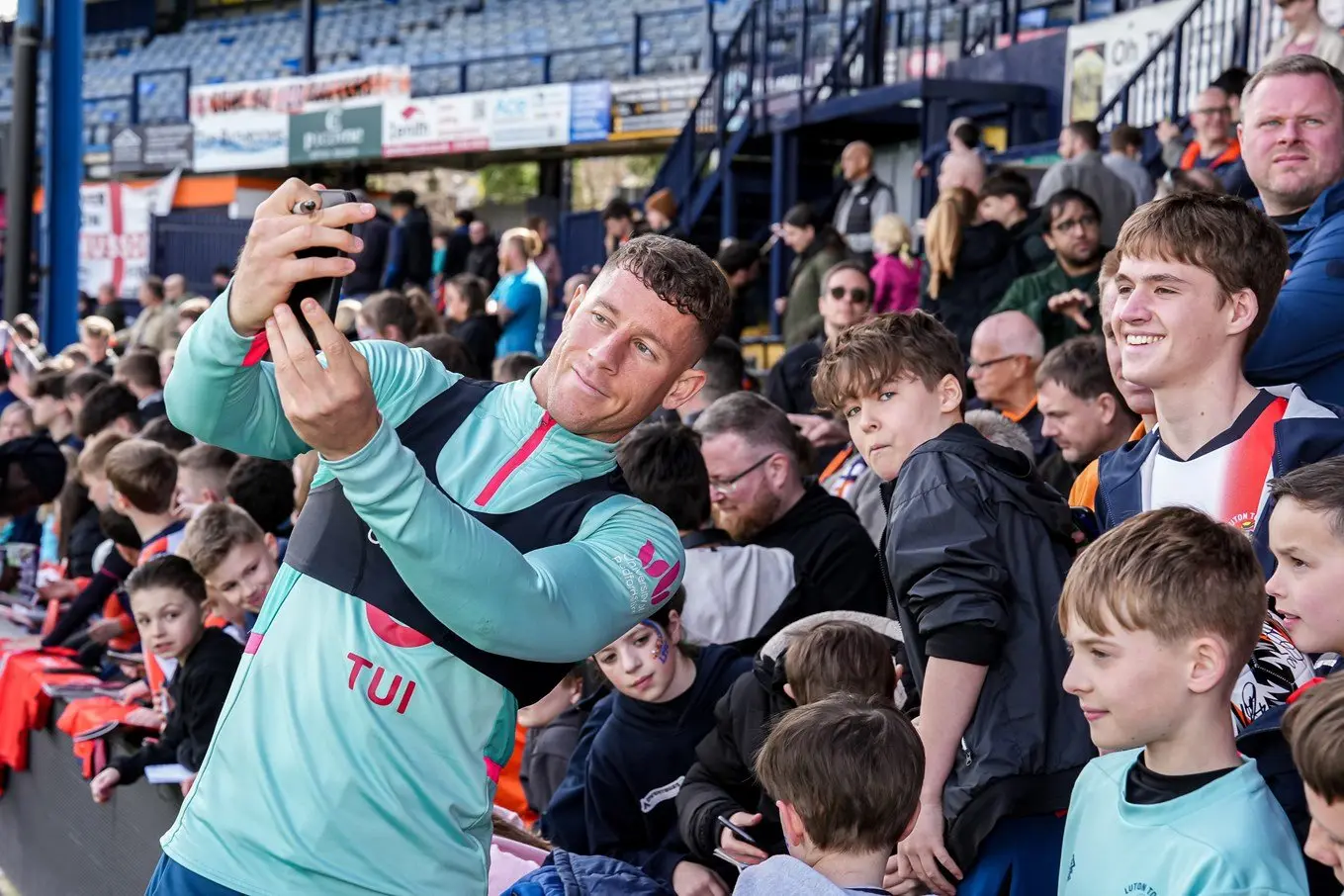 ltfc_luton_open_training_08apr24_149.jpg