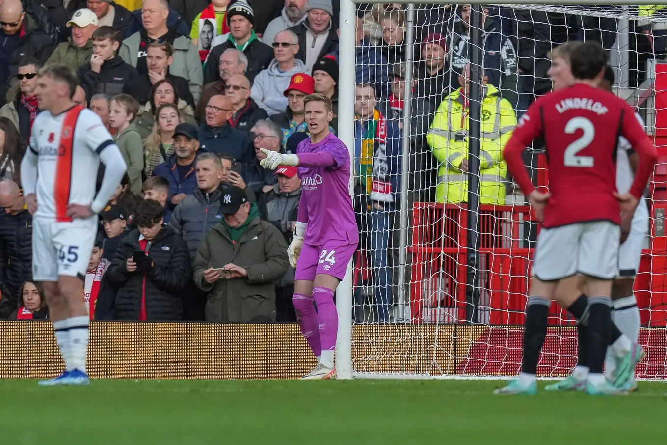 ltfc_manchester_utd_v_luton_11nov23_0014.jpg