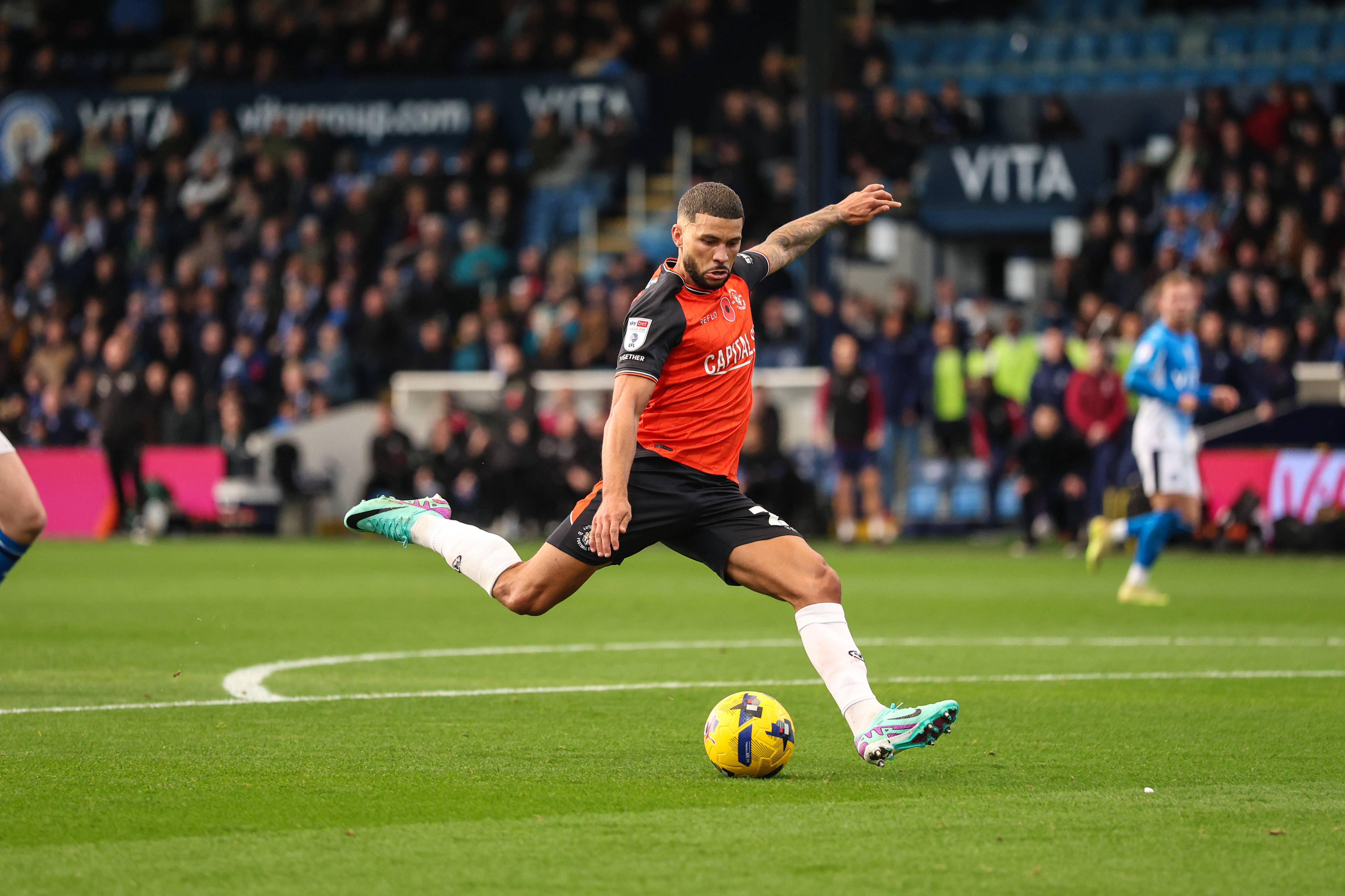 GD Stockport v Luton 08NOV25 132 Image