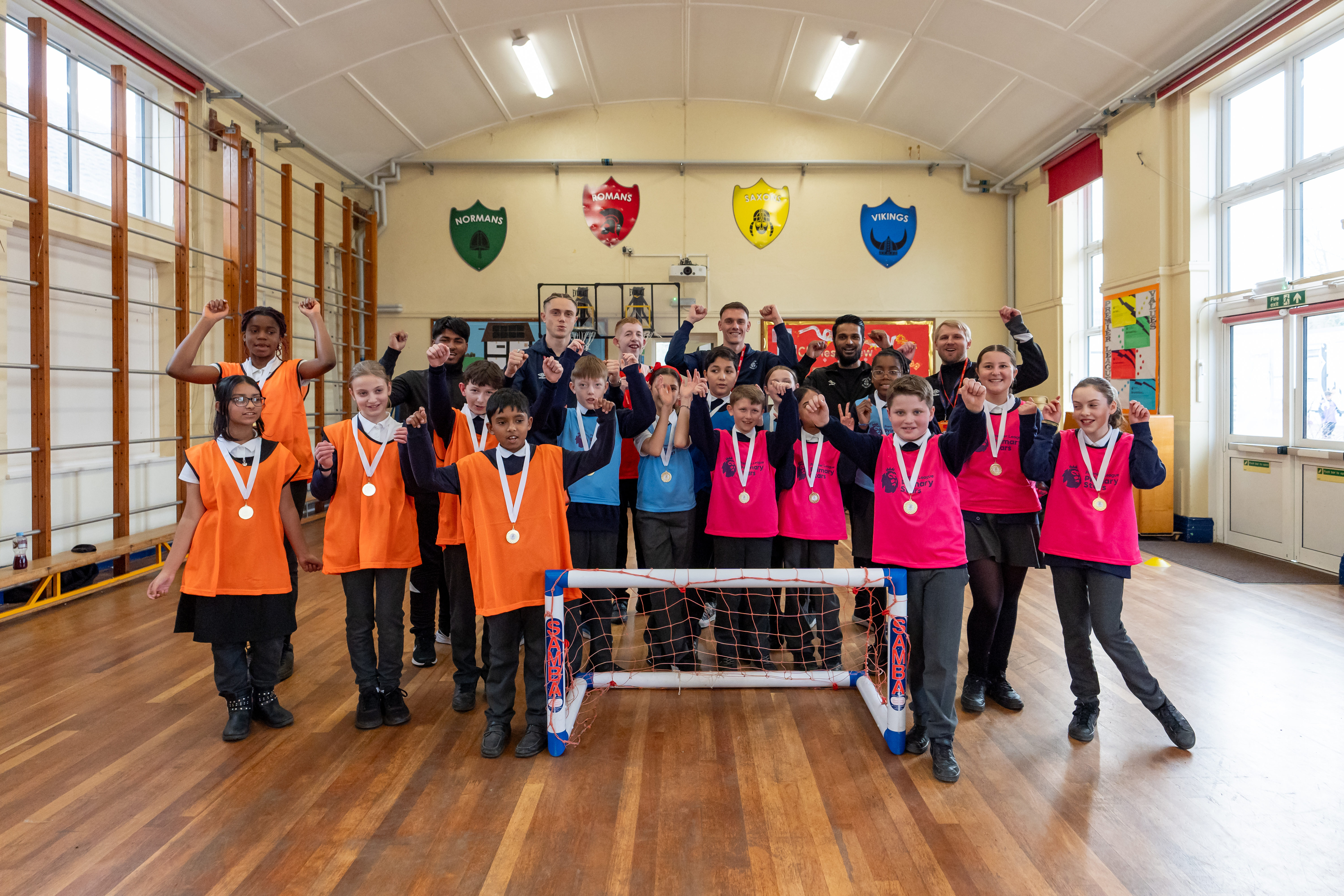 Kal Naismith and Thelo Aasgaard visit Stopsley Community Primary School as part of Children's Mental Health Week.