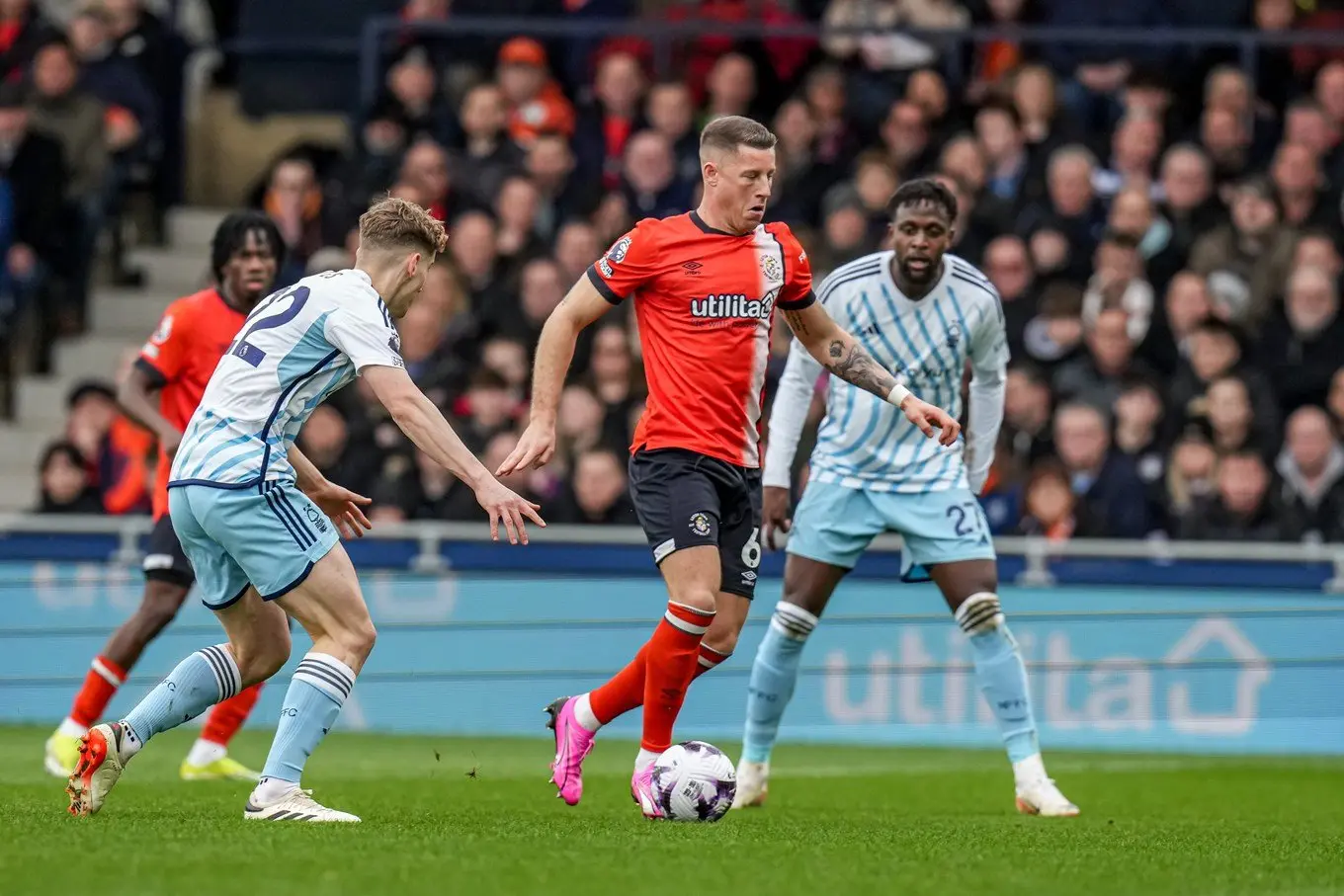 ltfc_luton_nottingham_forest_16mar24_041.jpg