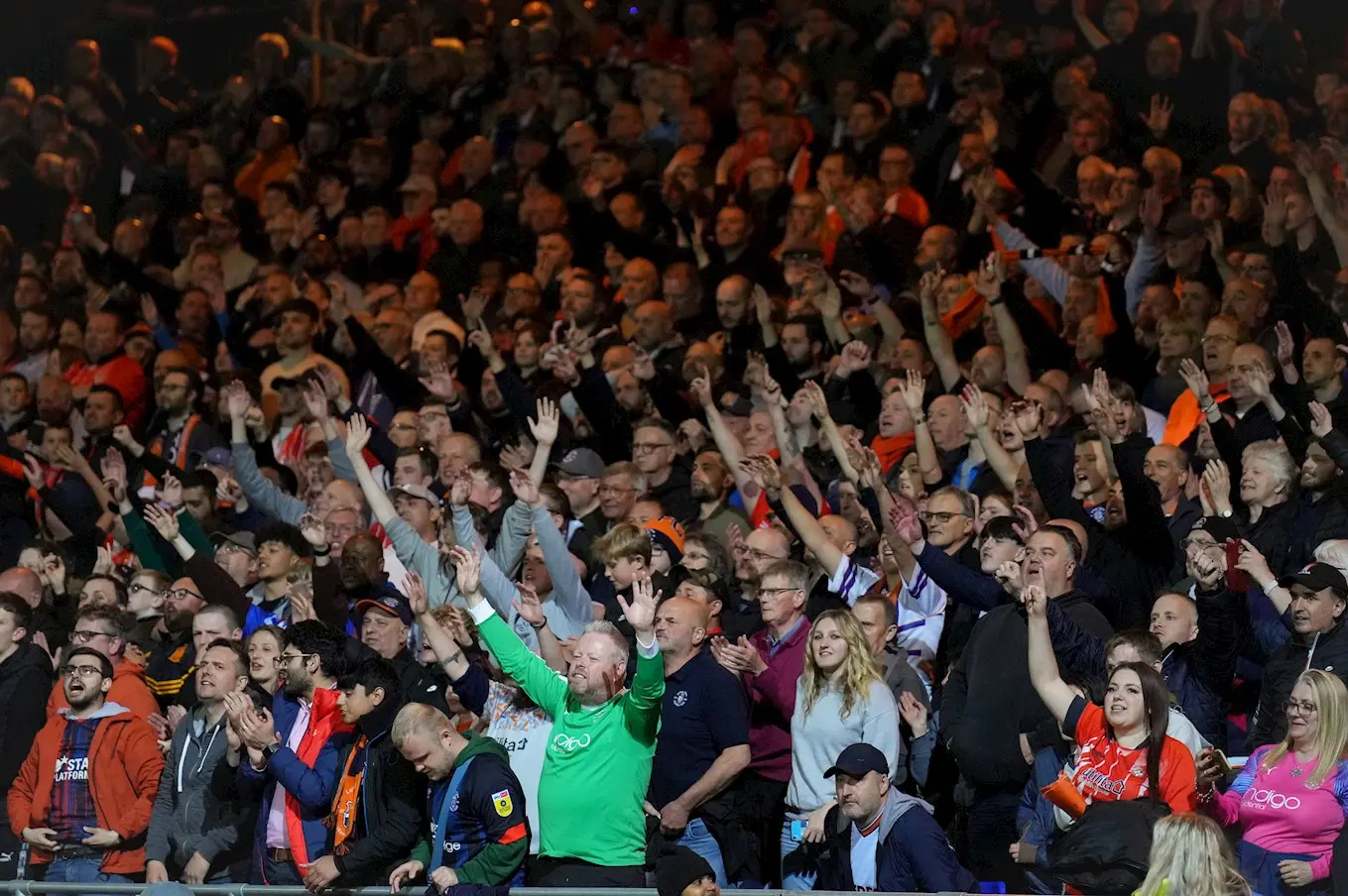 ar_lutontown-v-sunderland_16052023_00357.jpg