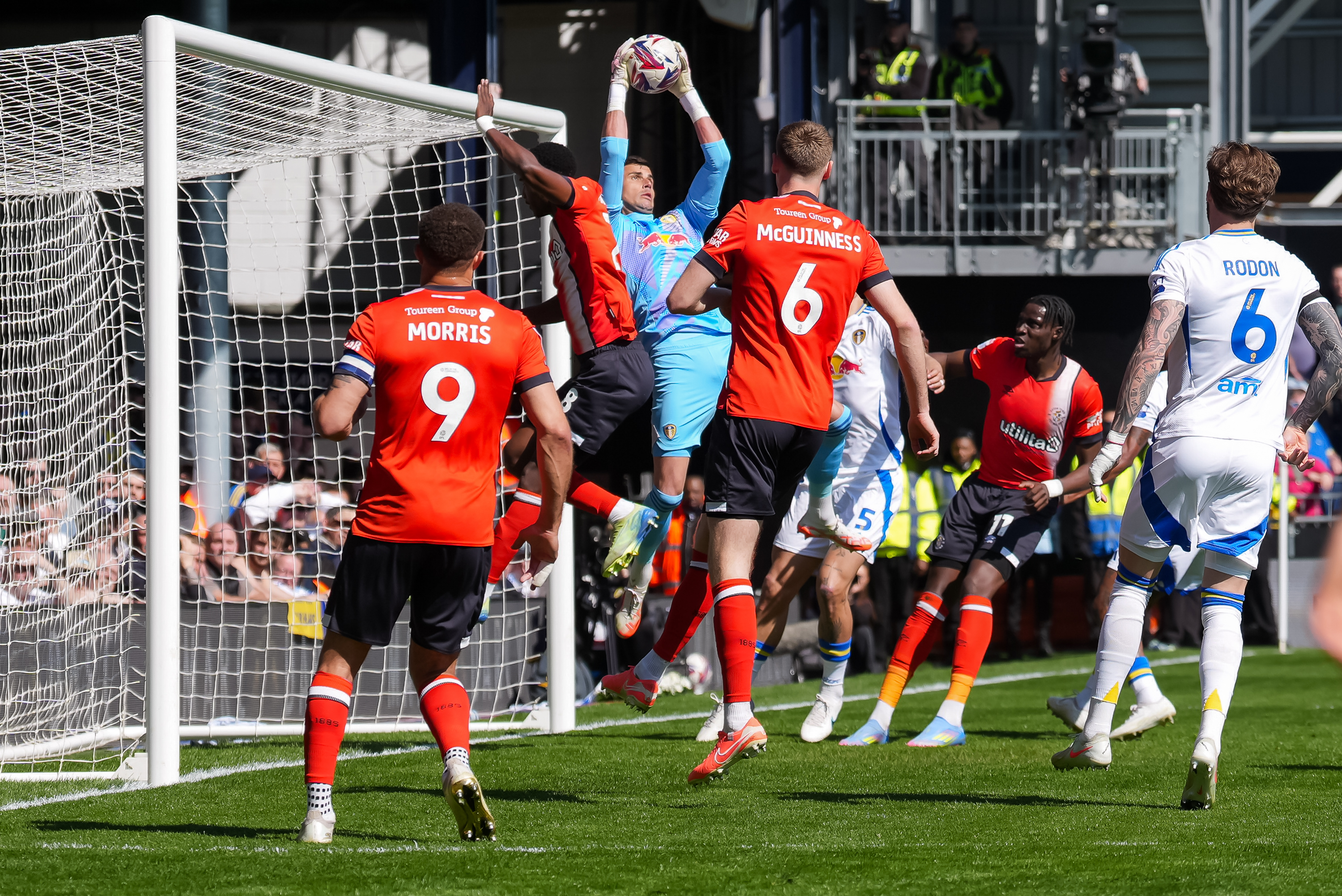 PMI Luton v Leeds 05APR25 0067 Image
