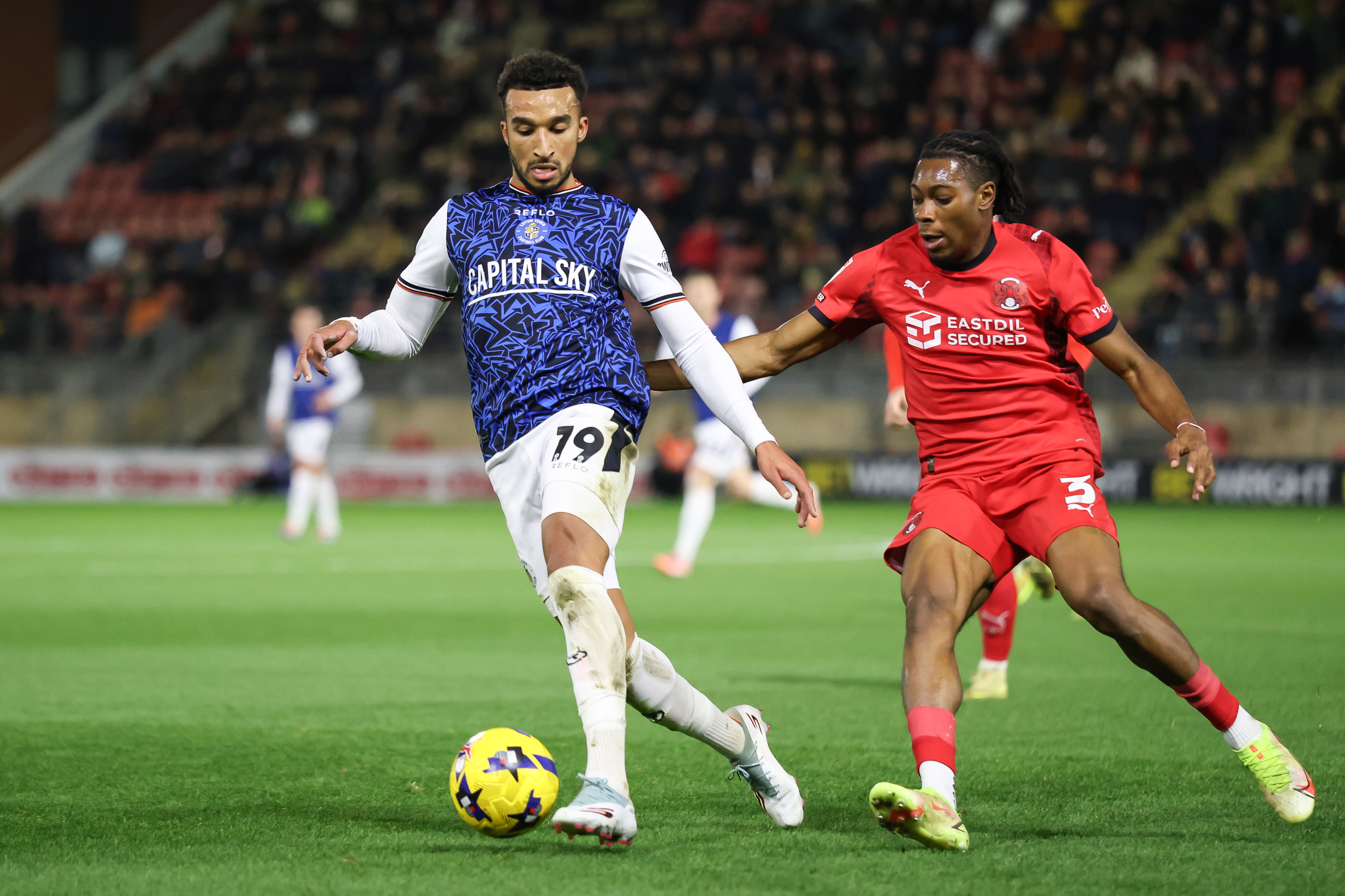 GD Orient v Luton 09DEC25 010 Image