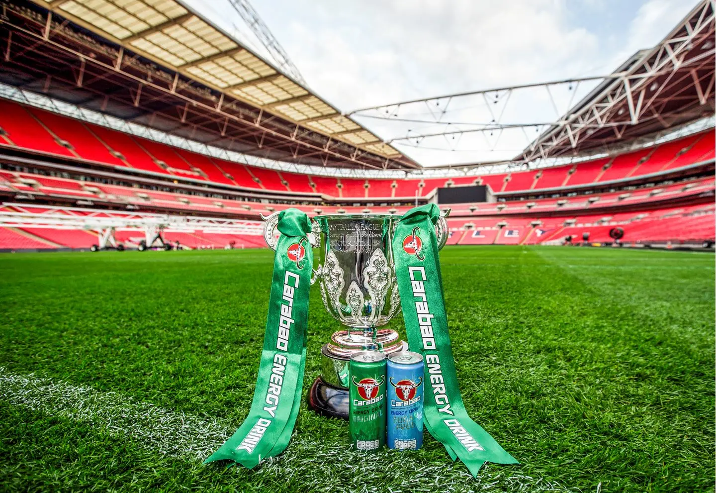 carabao-cup-trophy_02.jpg