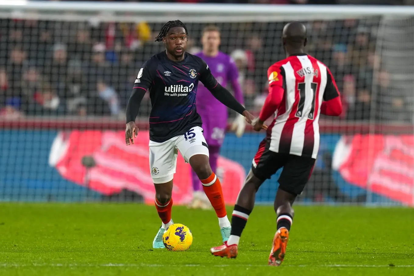 ltfc_brentford_v_luton_02dec23_023.jpg