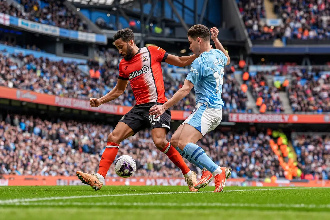 ltfc_mancity_v_luton_13apr24_040.jpg