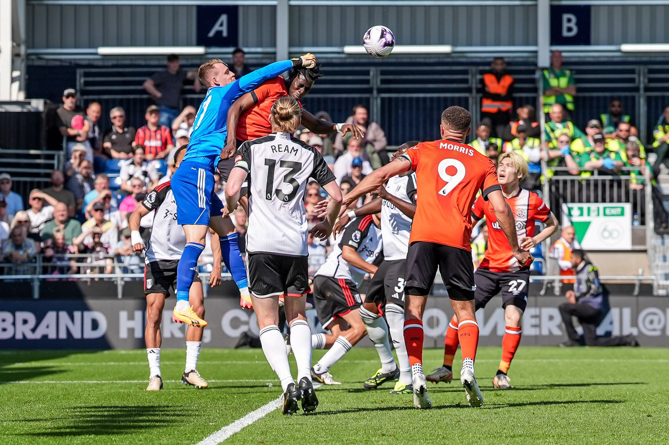ltfc_luton_v_fulham_19may24_095.jpg