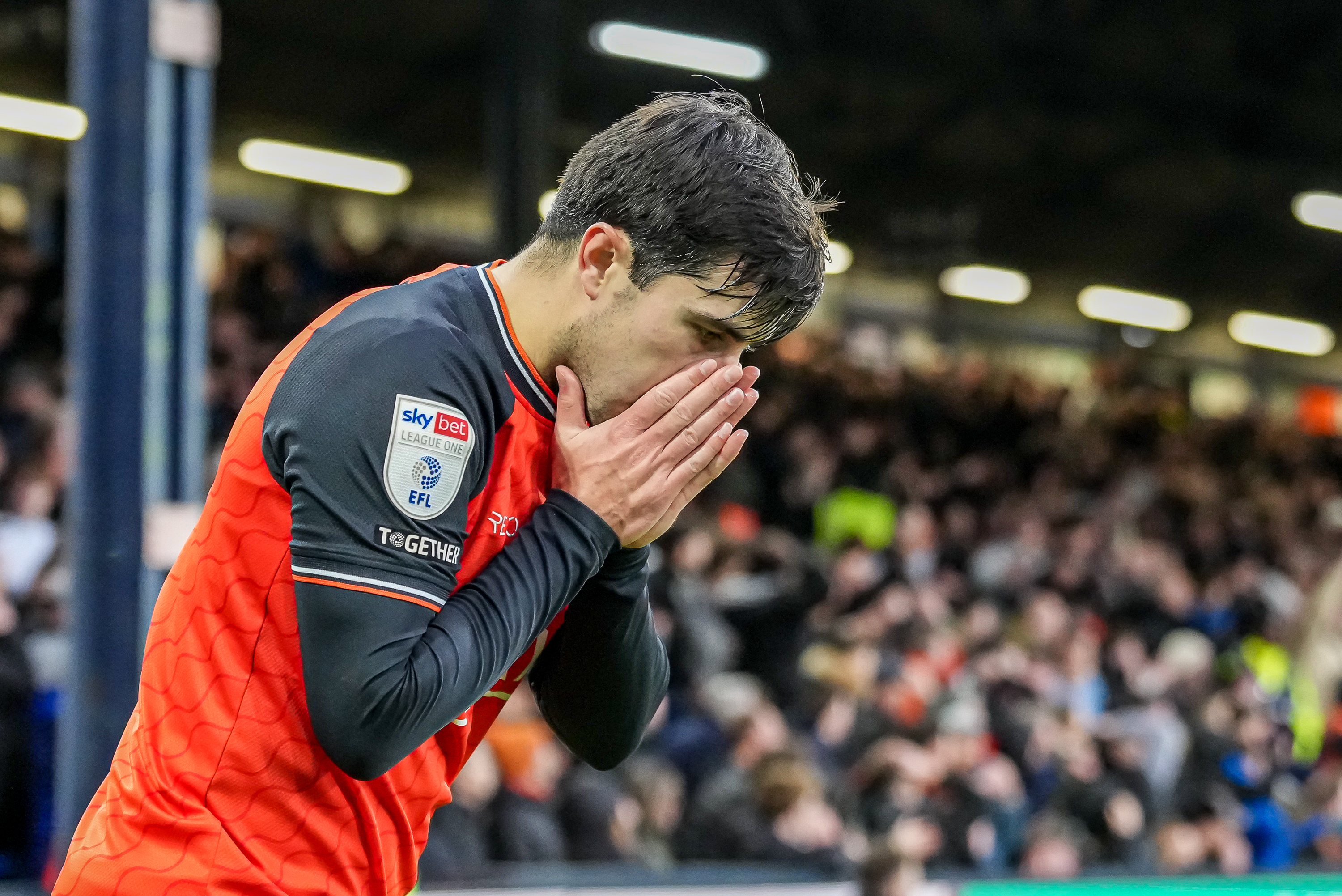 PMI Luton v Bolton 29NOV25 0022 Image