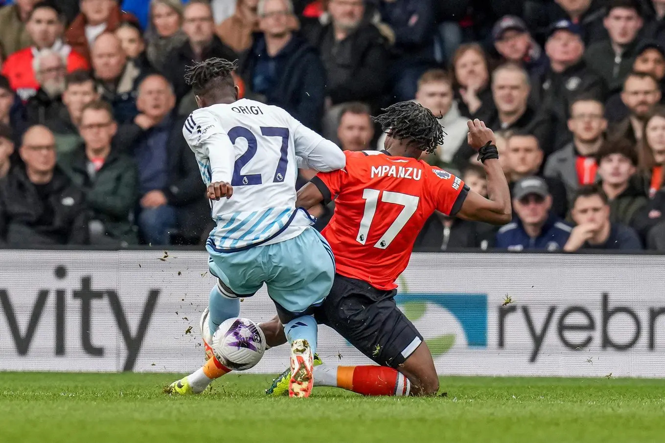 ltfc_luton_nottingham_forest_16mar24_039.jpg