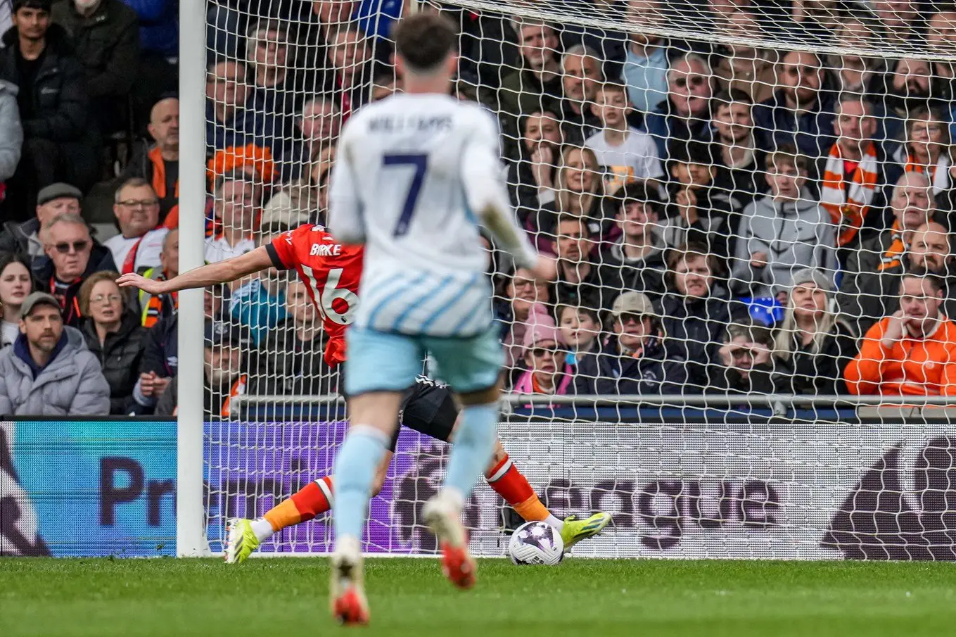 ltfc_luton_nottingham_forest_16mar24_053.jpg