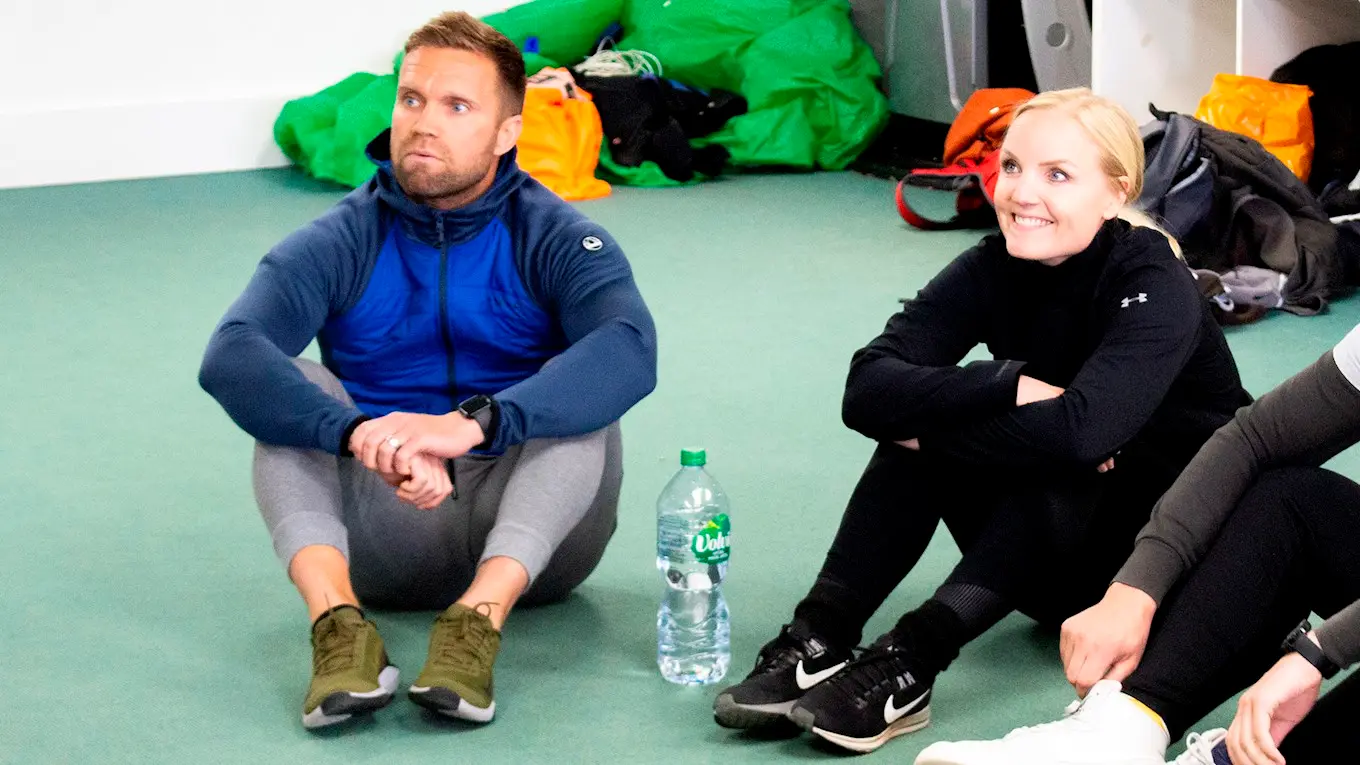5-briefing-nervous.jpg