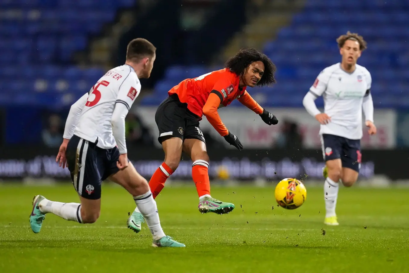 ltfc_bolton_v_luton_16jan24_017.jpg