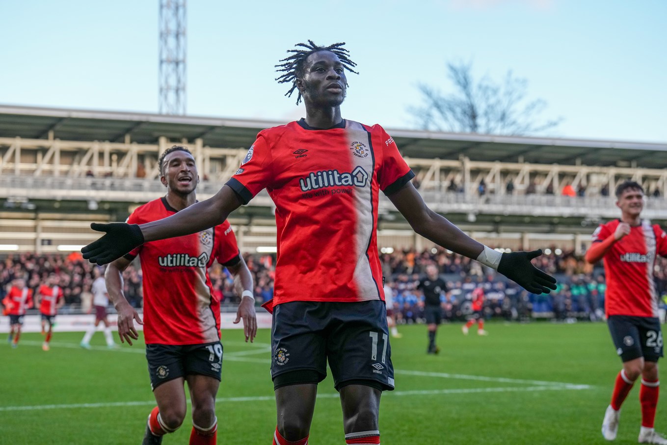 ltfc_luton_v_mancity_10dec23_071.jpg