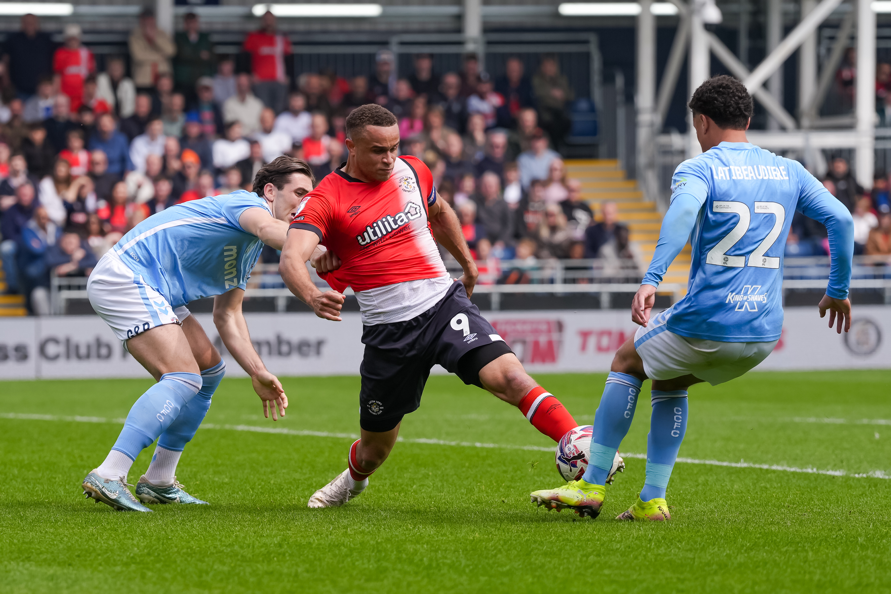 PMI Luton v Coventry 26APR25 0019 Image