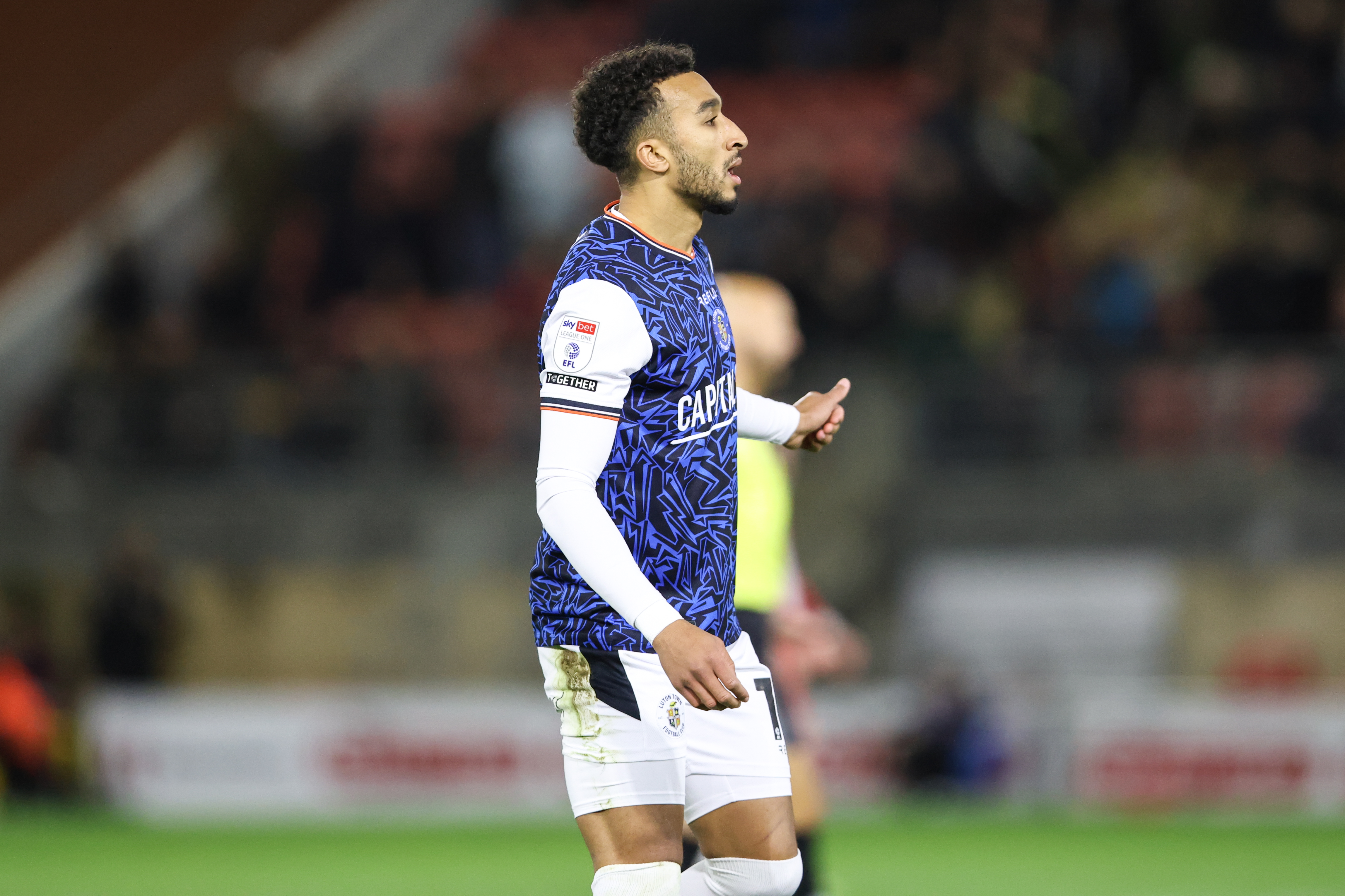 GD Orient v Luton 09DEC25 005 Image