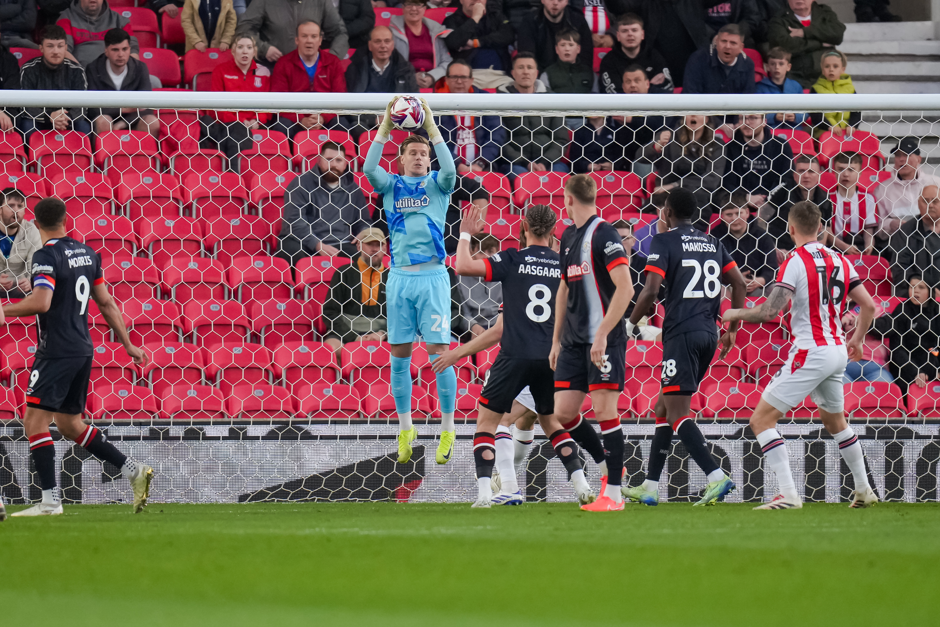 PMI Stoke v Luton 08APR25 0010 Image