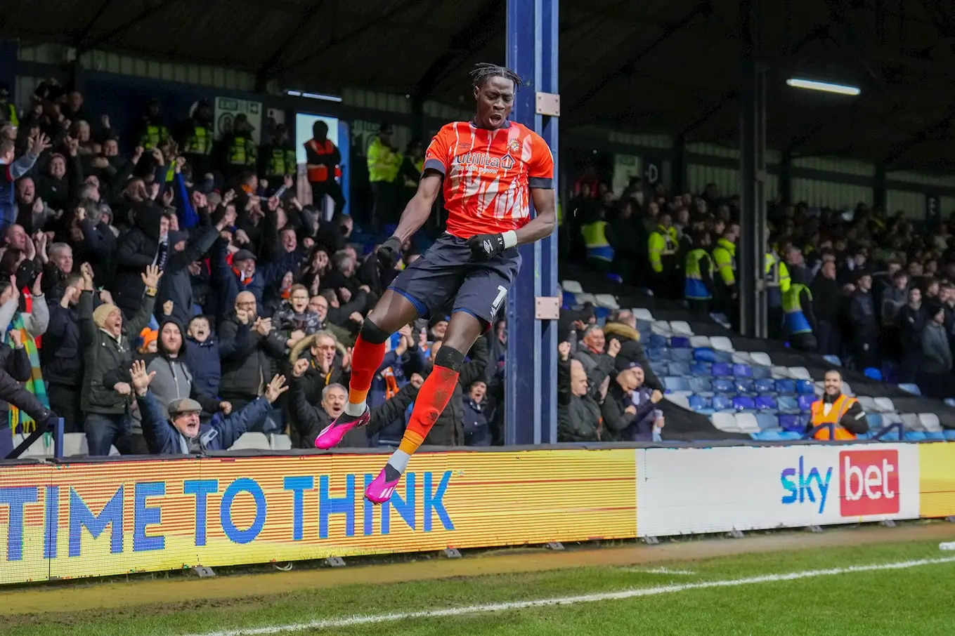 pmi_luton_v_wba_14jan23_adebayo_goal_0176.jpg