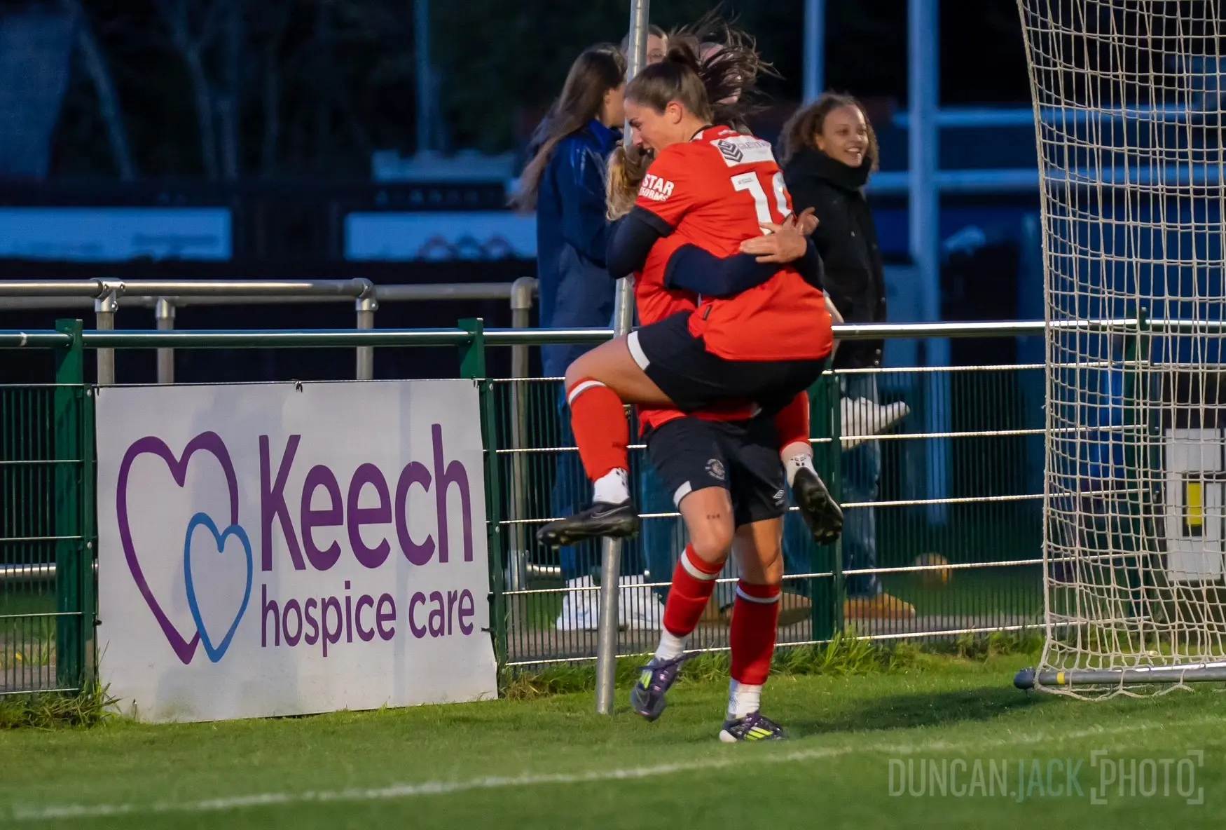 Ladies cele v St Albans top of league